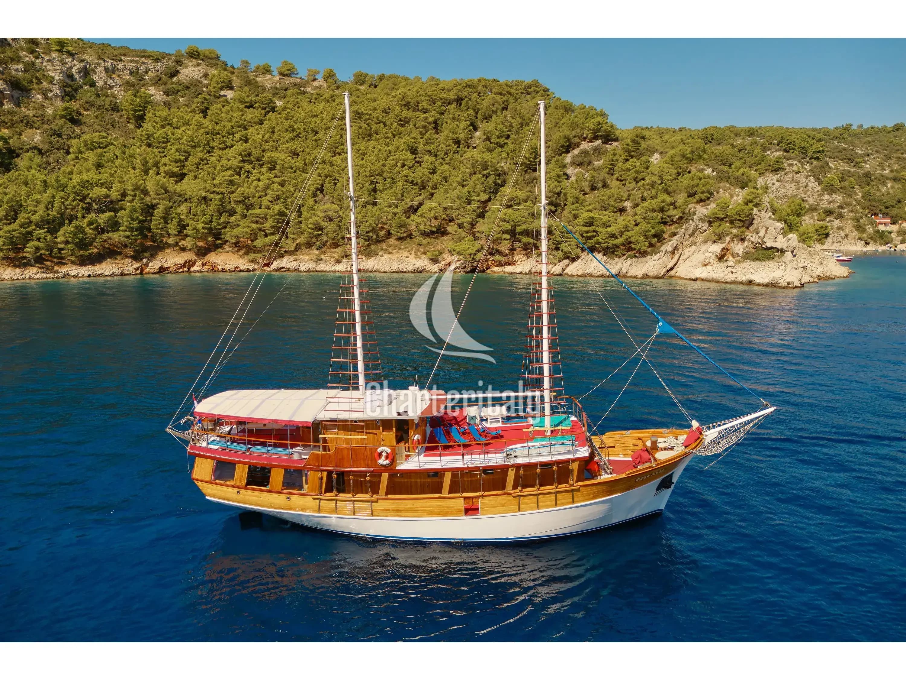 Motor sailer - Moja Maja - 1