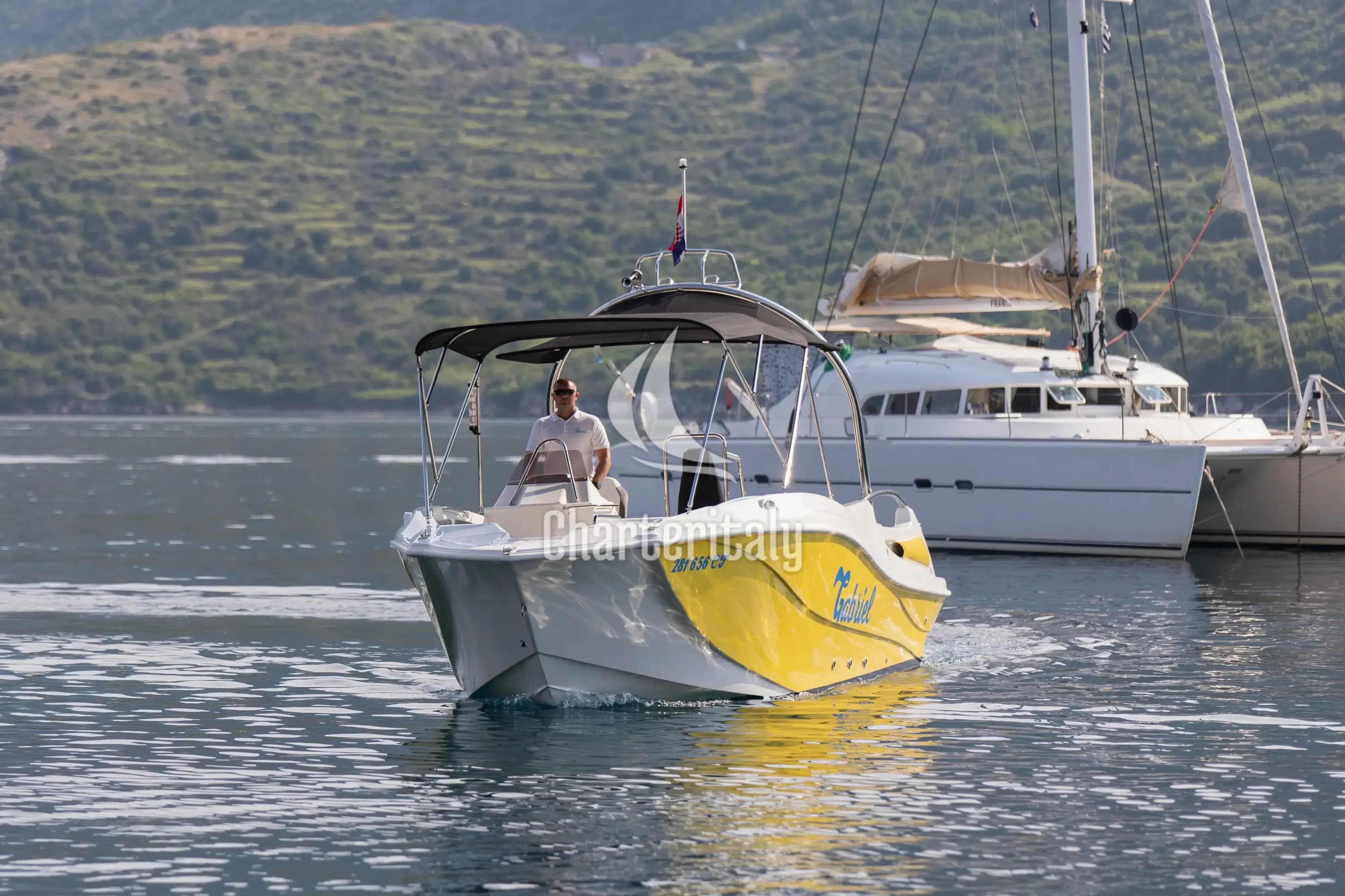 Motorboat - Comfort - 4