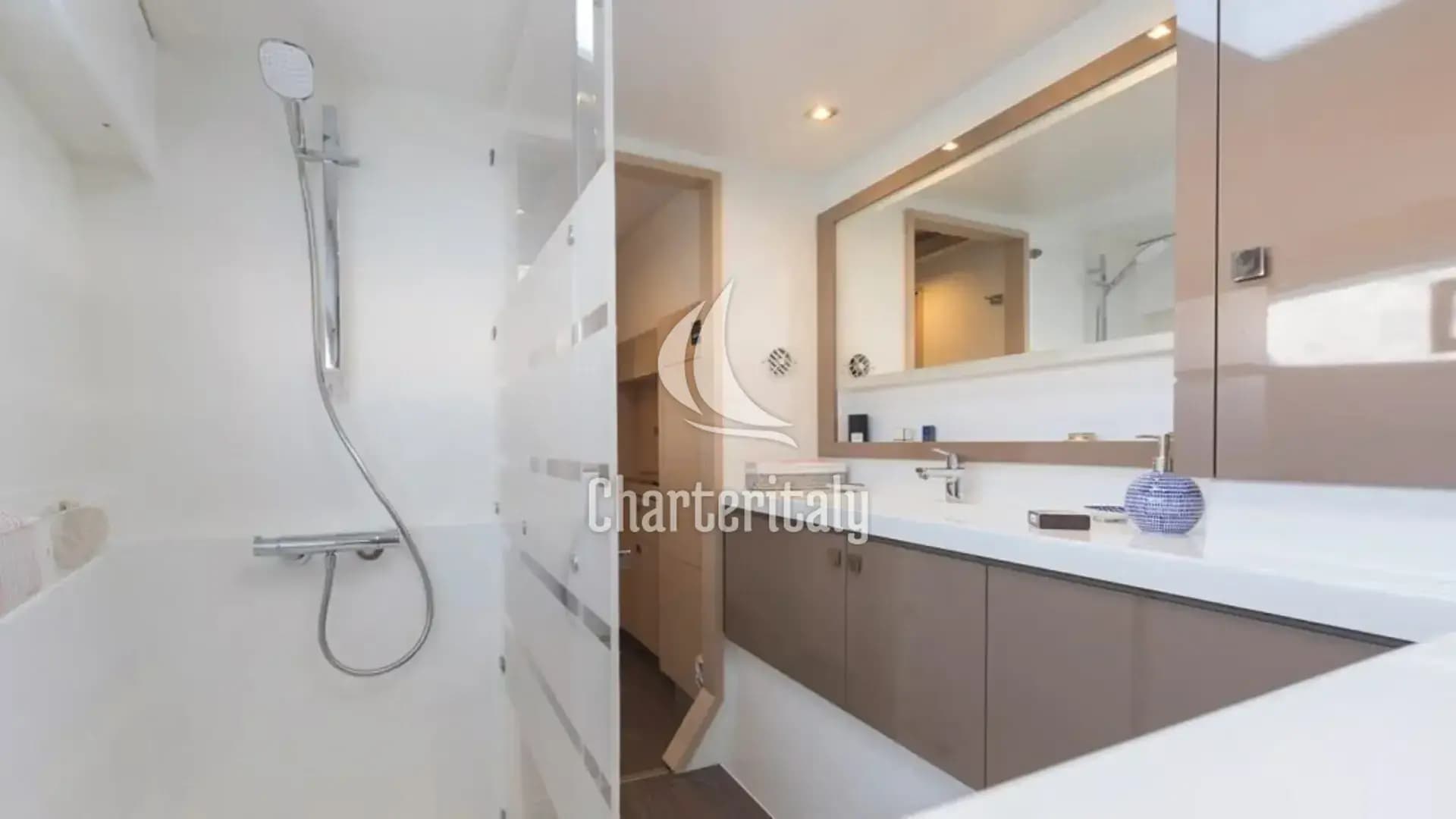 Fountaine Pajot Astrea 42 - 4 + 2 cab. - Satellite - 28