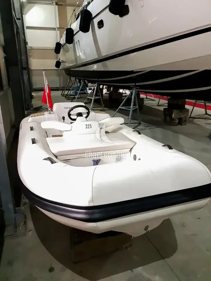 Sunseeker Predator 72 - Ghost - 22
