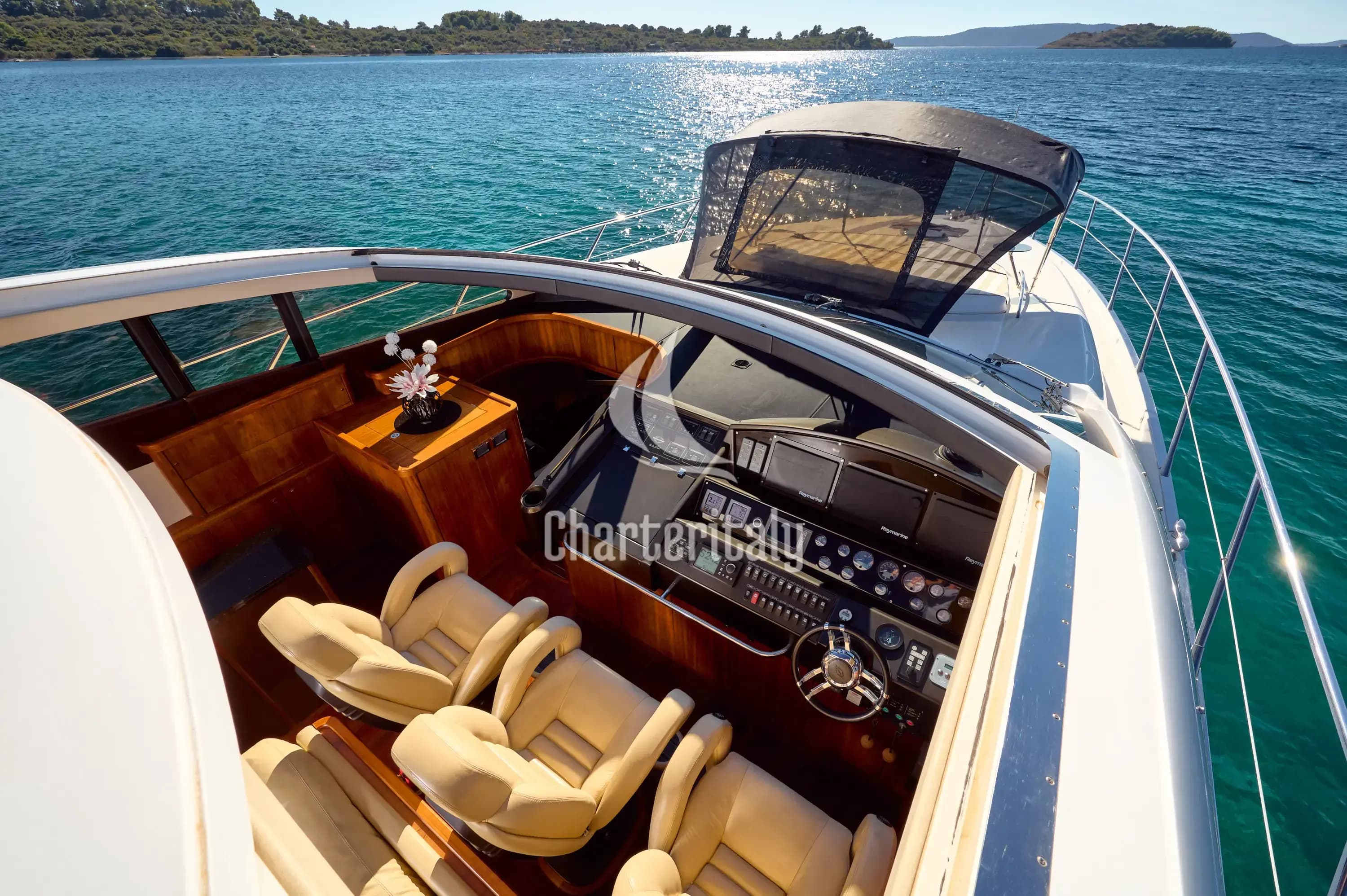 Sunseeker Predator 72 - Ghost - 14