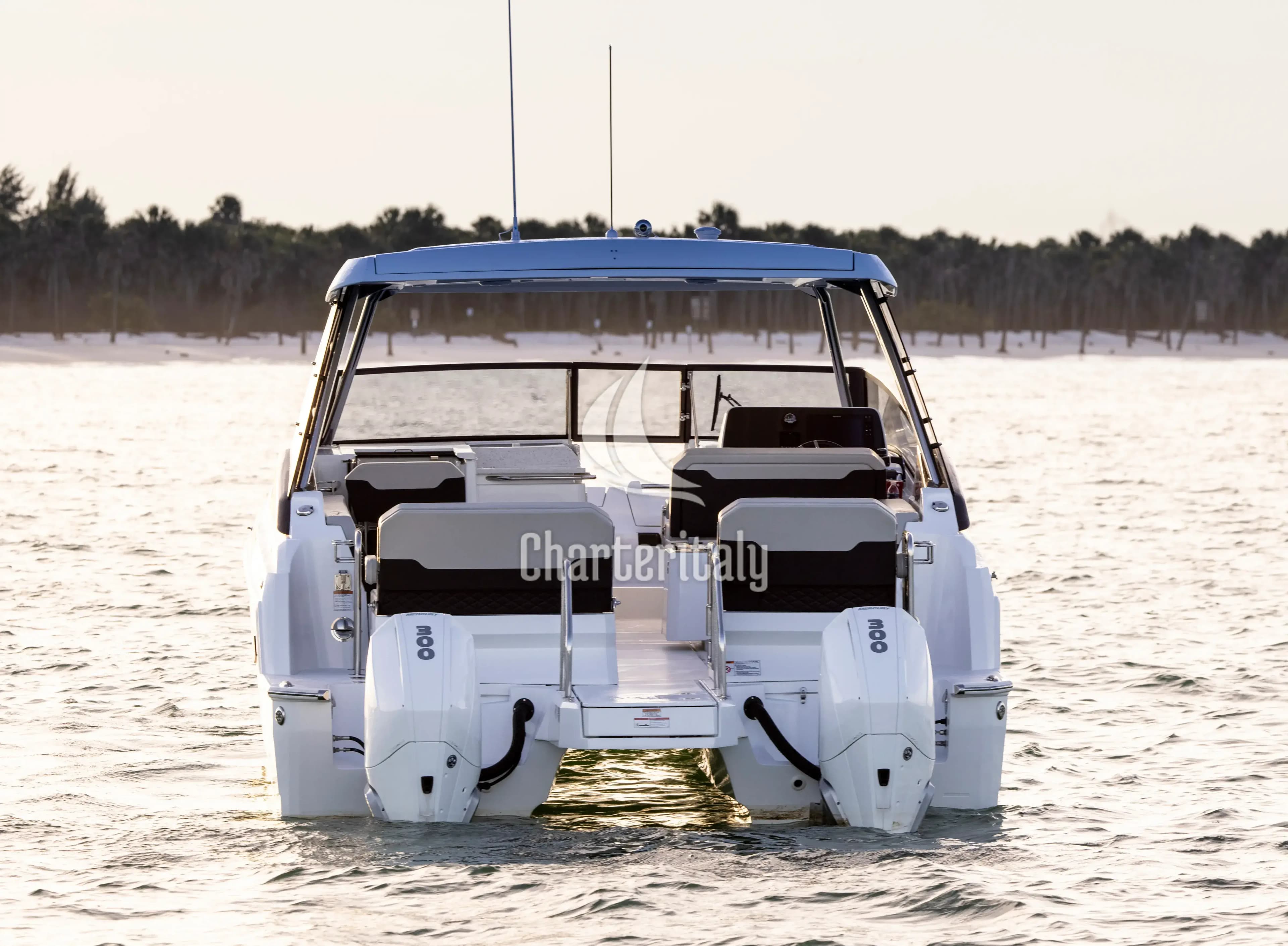 Aquila 32 Sport - BATCAT - 16
