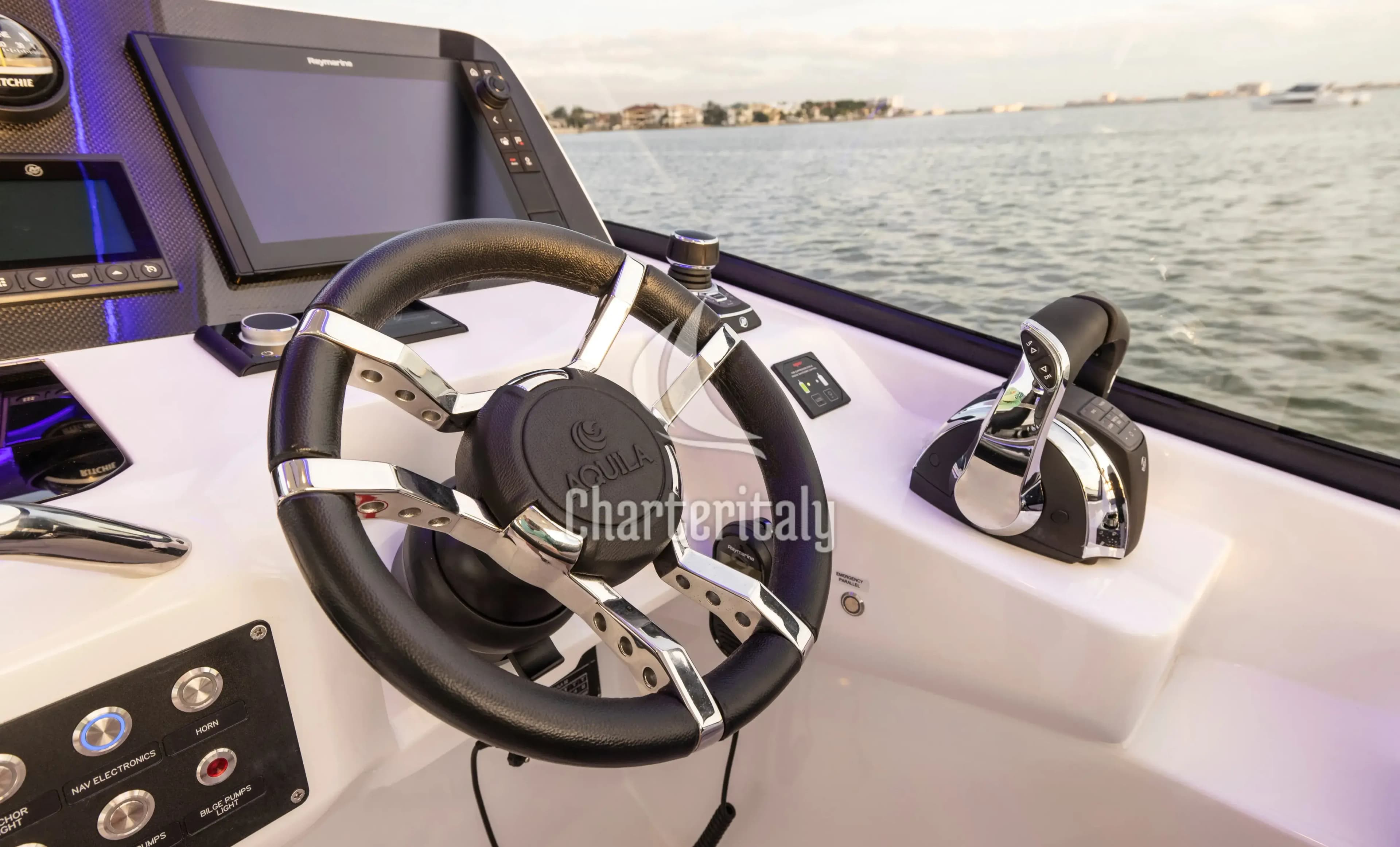 Aquila 32 Sport - BATCAT - 6