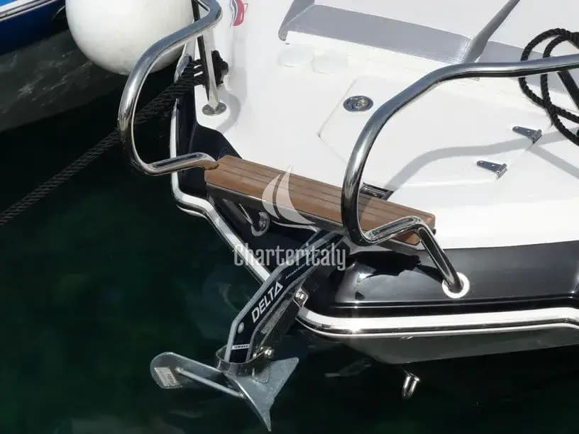 Chaparral 225 SSi Cuddy - Triple X - 11
