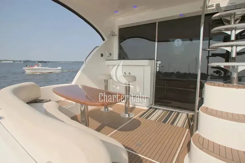 Meridian 541 Sedan - Sea Dancer - 3