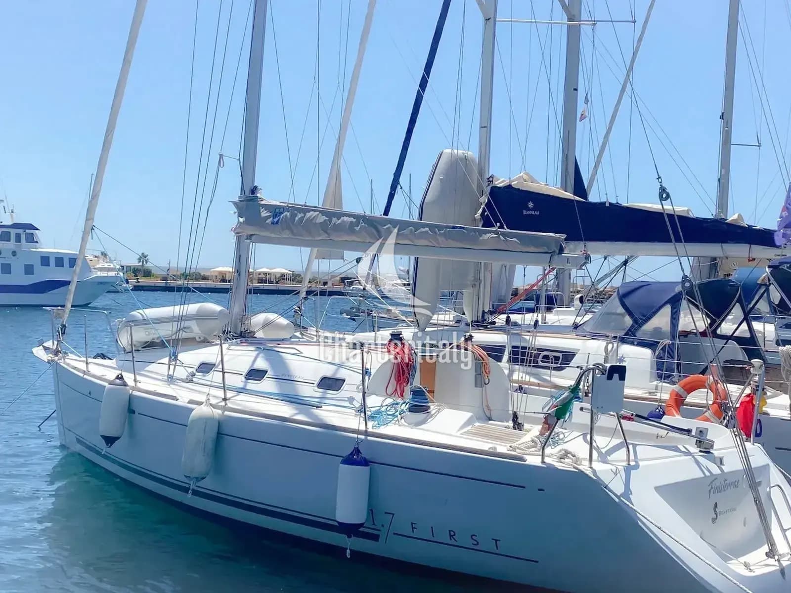 First 31.7 - Finisterrae - 1