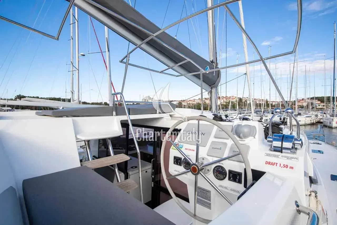 Fountaine Pajot Astrea 42 - Follow the Sun - 10