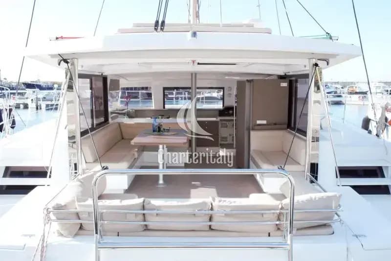 Bali 4.3 - Fasteam Two (WM - A/C - GENERATOR) - 3