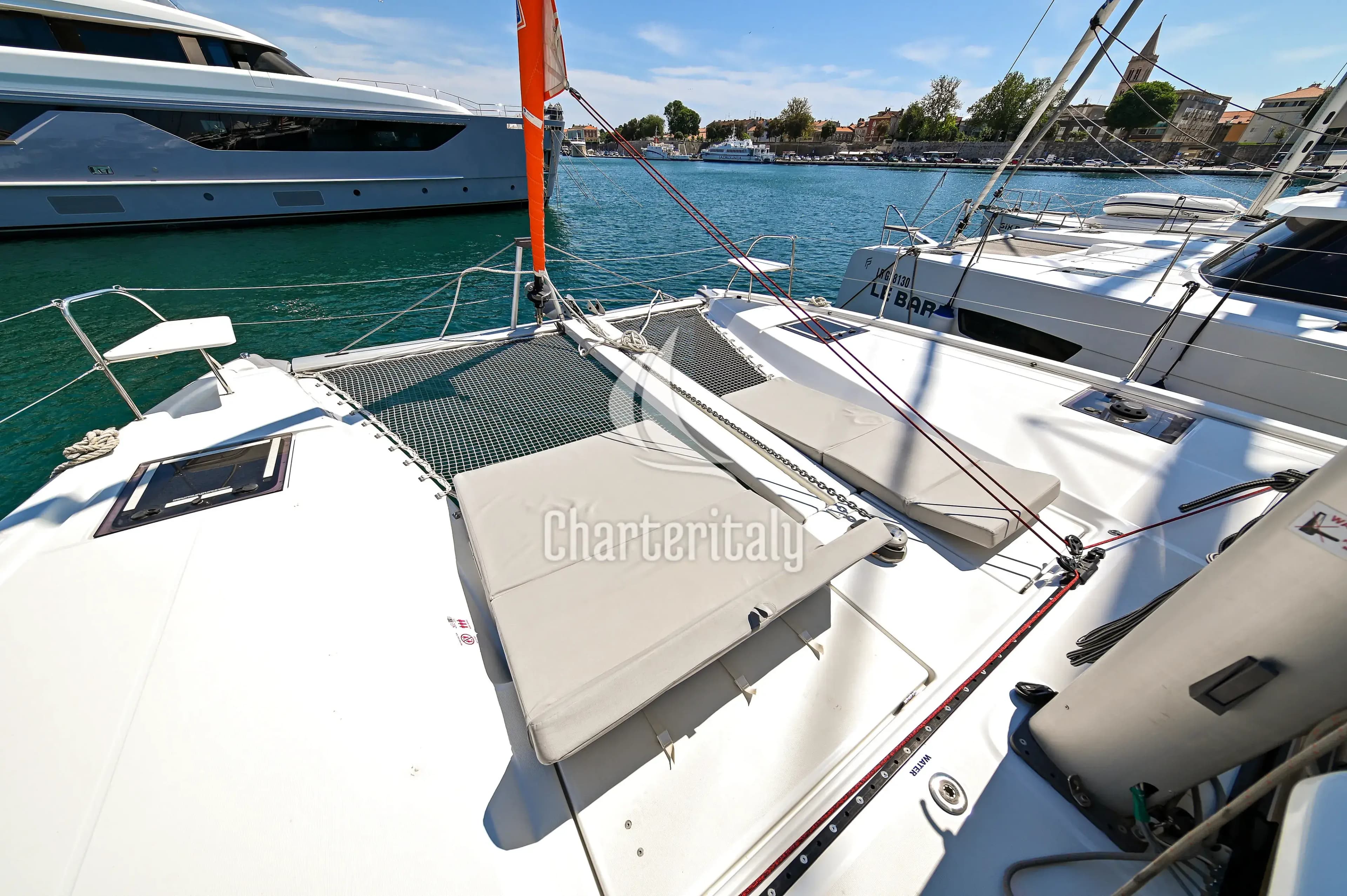 Excess 11 - ISLAND BLUE V - 31