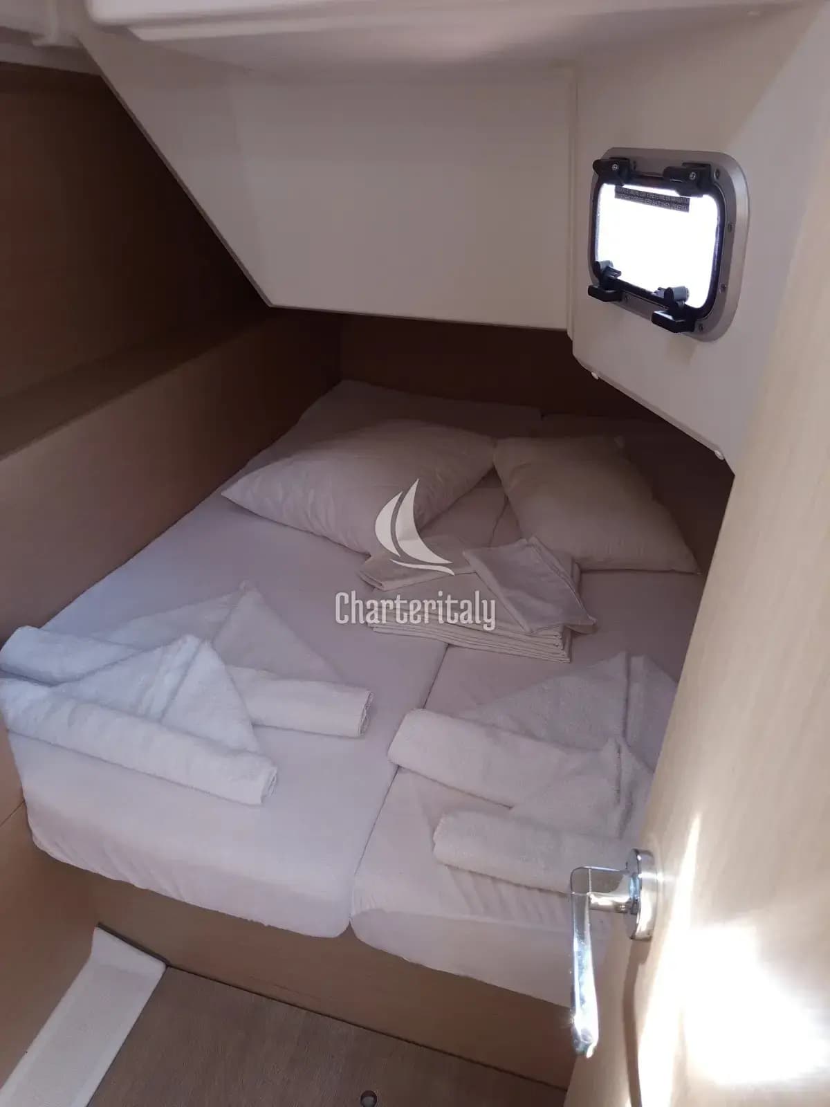 Oceanis 37.1 - AVRA - 11