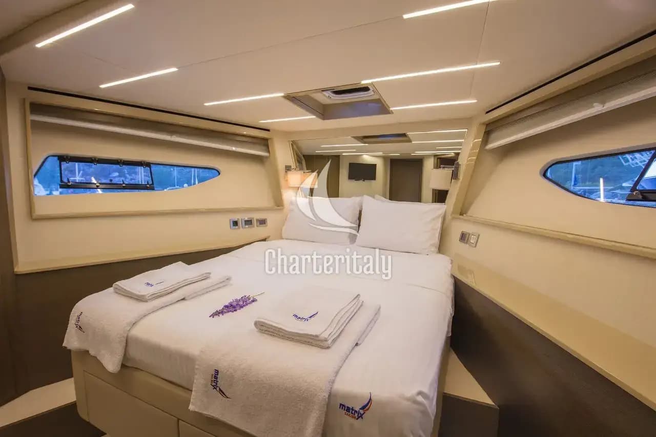 Numarine 62 Flybridge - Journey - 26