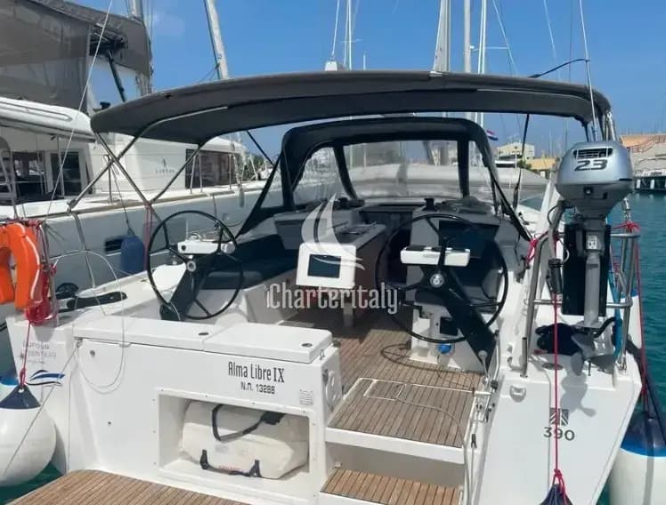 Dufour 390 - ALMA LIBRE IX - 4