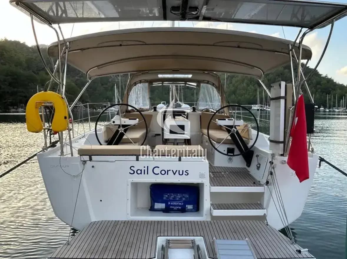 Dufour 390 Grand Large - Sail Corvus - 3