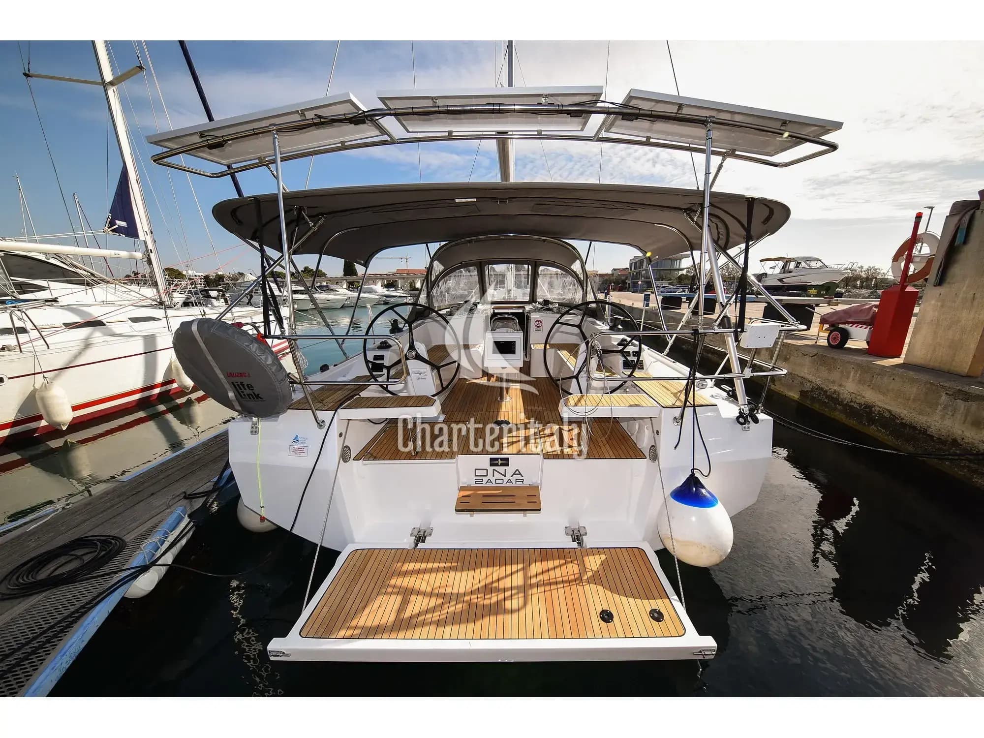 Bavaria C42 - Dna - 1
