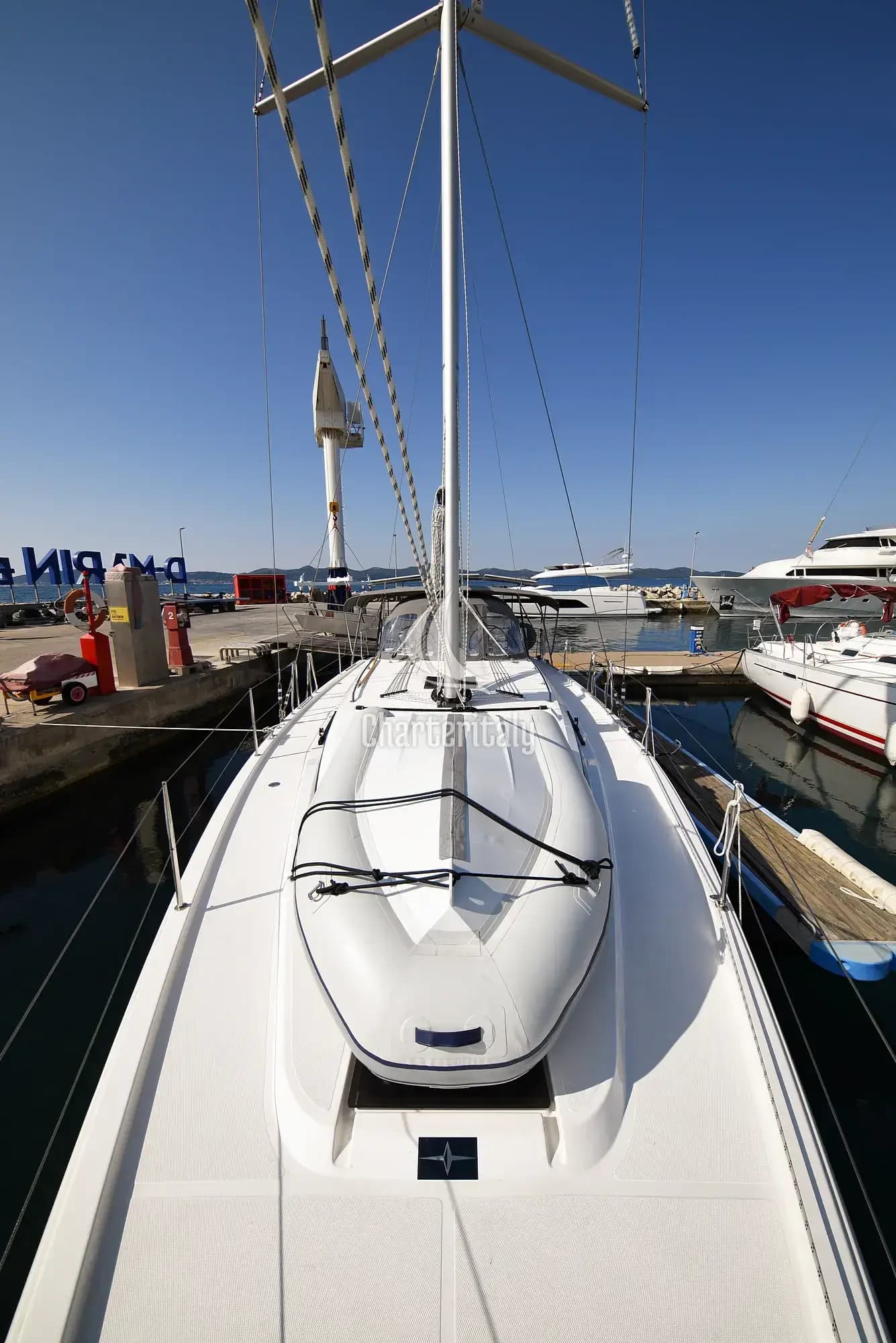 Bavaria C42 - Dna - 19