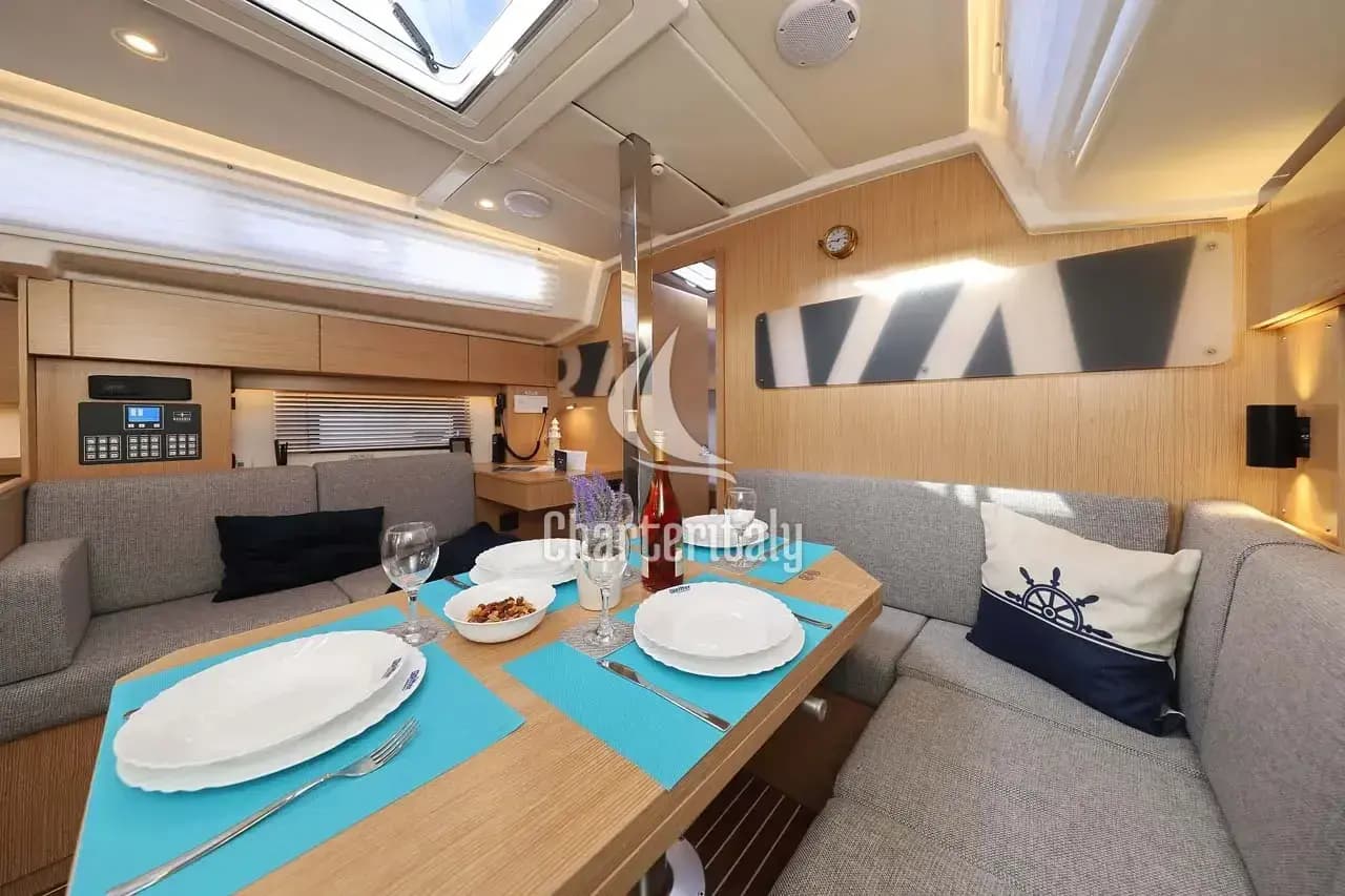 Bavaria C38 Style - Amore - 15
