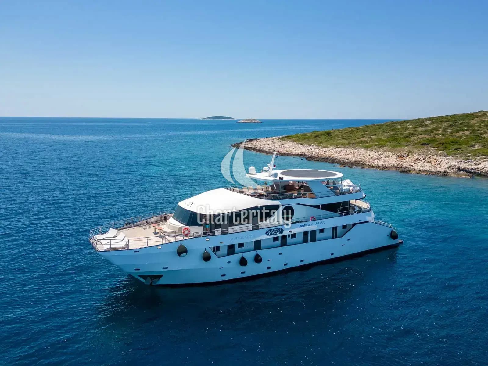 Power Catamaran - MB Adriatic Queen - 15