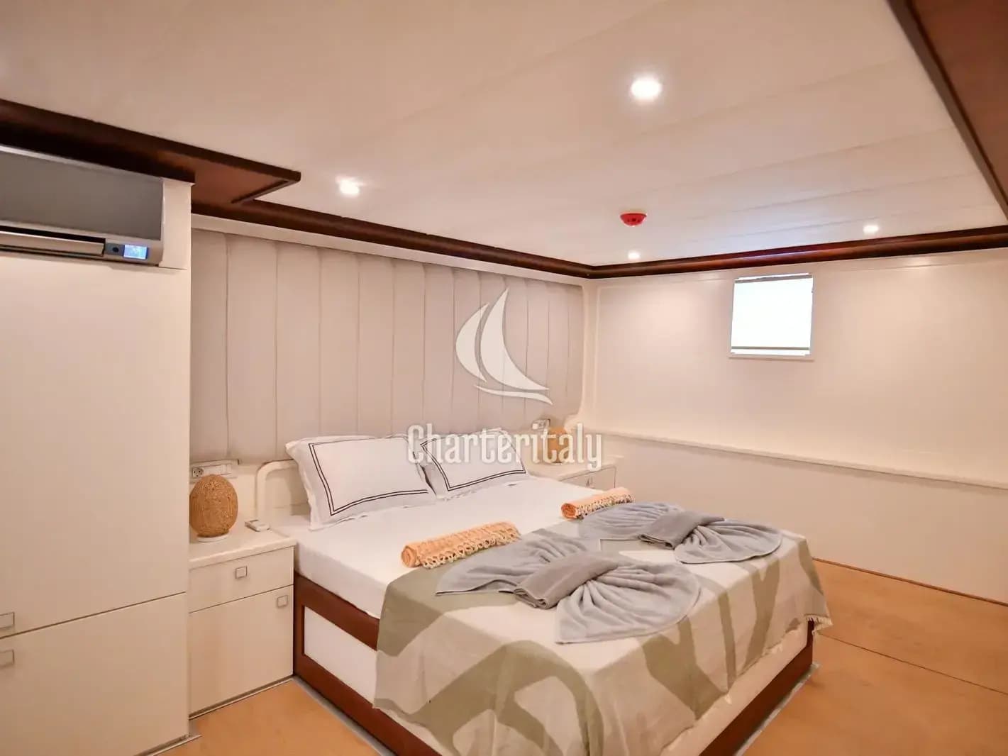 Motoryacht - Ruzanna 1 - 6