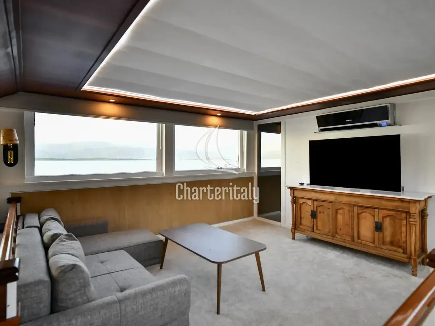 Motoryacht - Ruzanna 1 - 2
