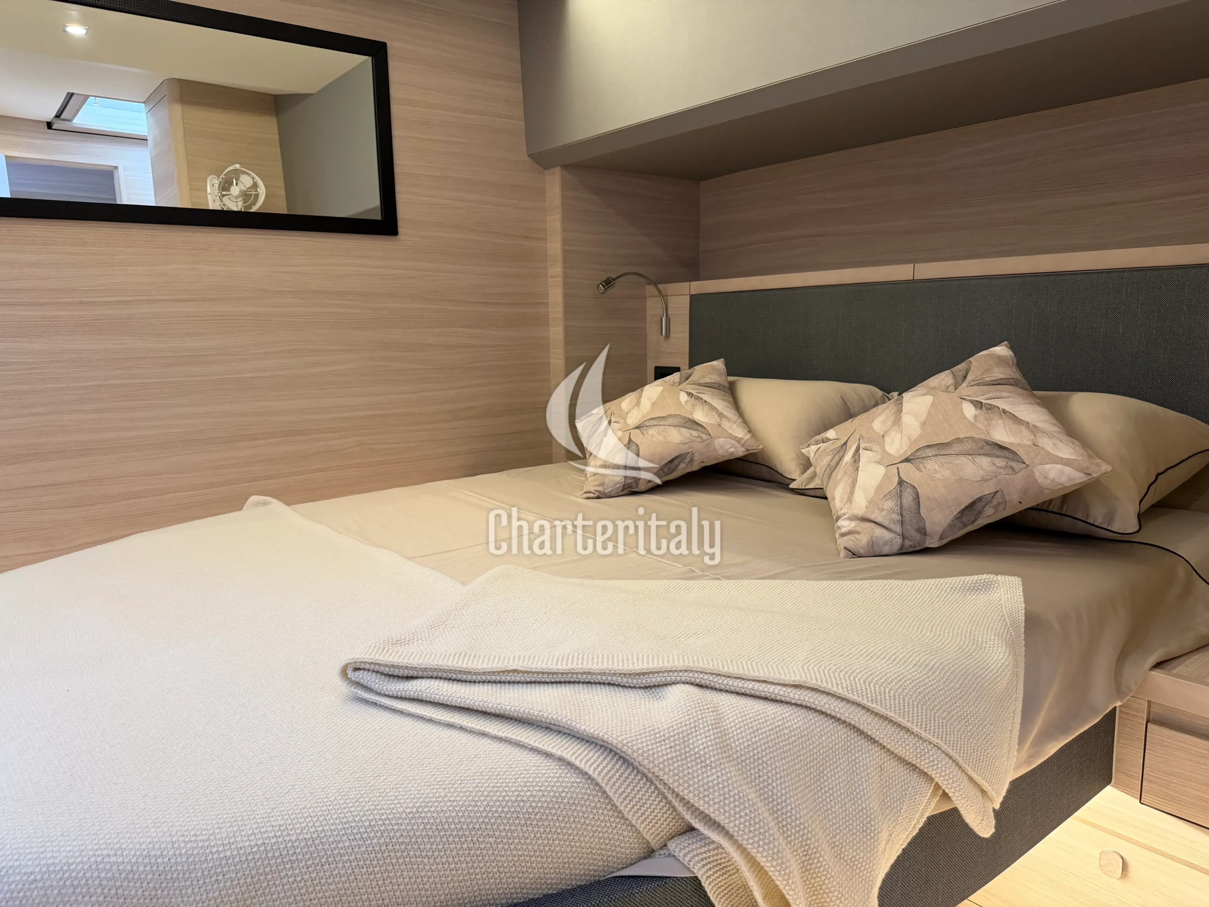Aquila 50 Yacht - Infinity I - 2