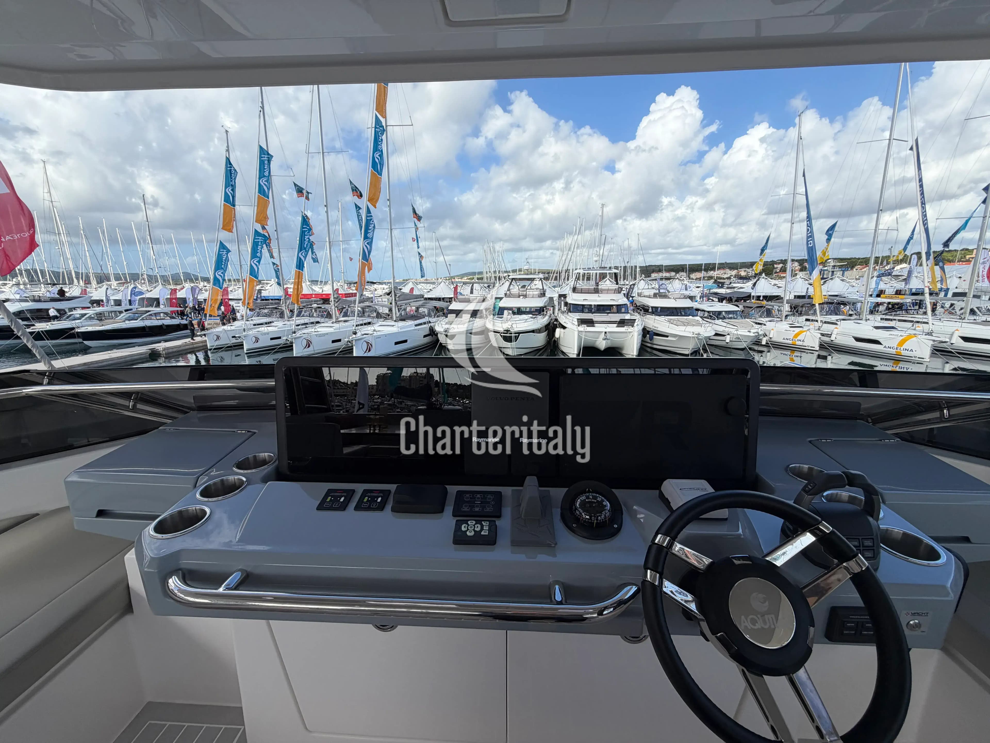 Aquila 50 Yacht - Infinity I - 14
