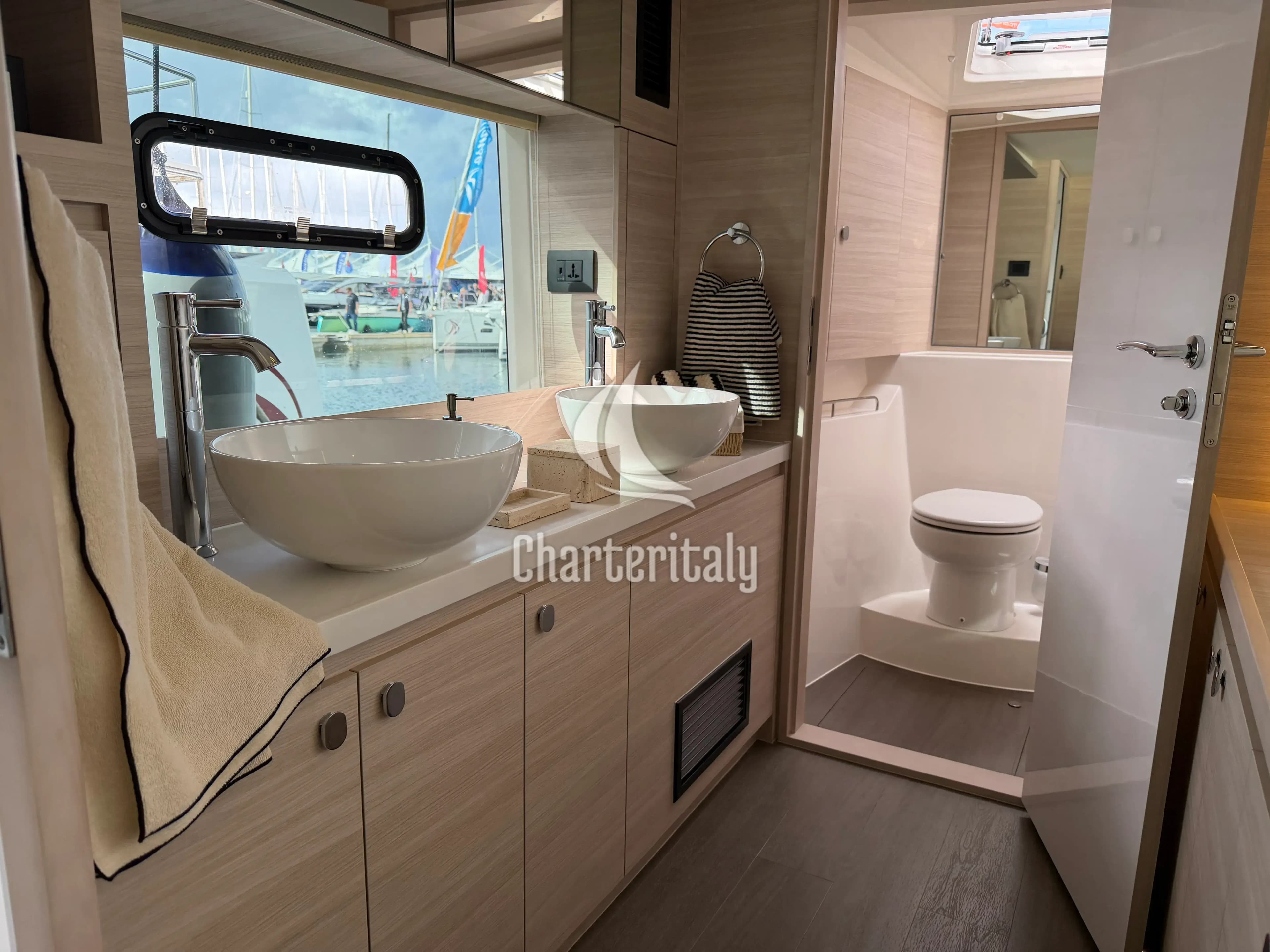 Aquila 50 Yacht - Infinity I - 19
