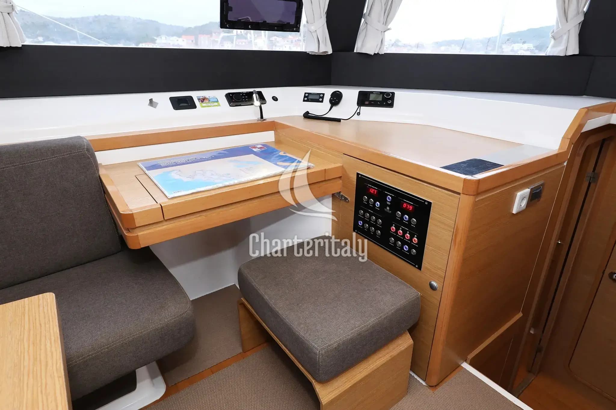Dufour 48 Catamaran - 5 + 1 cab. - Believe - 22