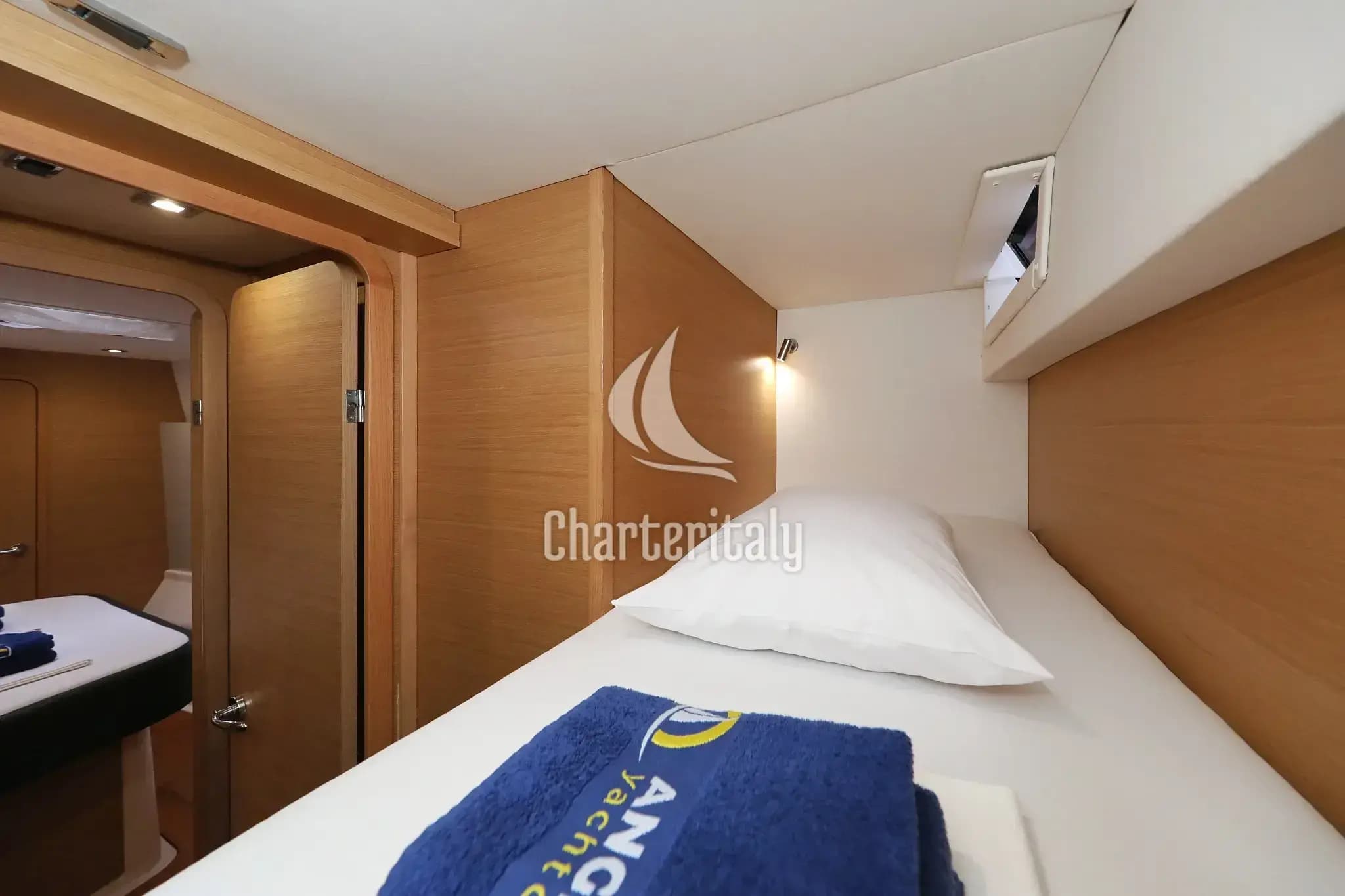 Dufour 48 Catamaran - 5 + 1 cab. - Believe - 31