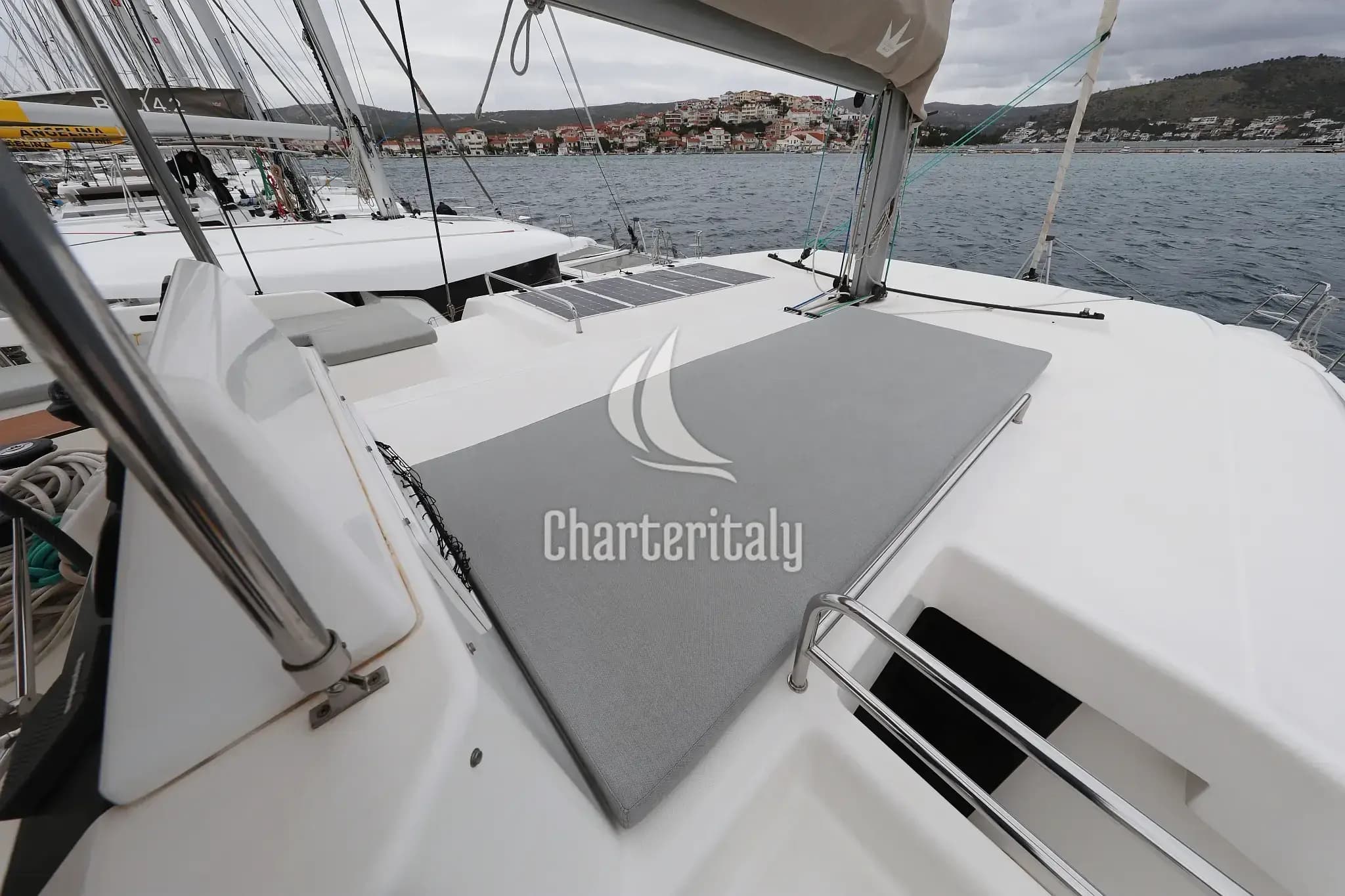 Dufour 48 Catamaran - 5 + 1 cab. - Believe - 10