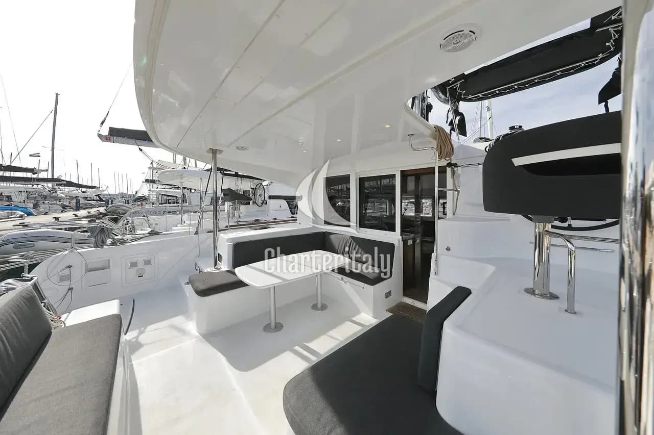 Lagoon 40 - 4 + 2 cab - Blue Angel - 9