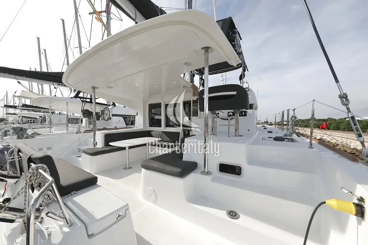 Lagoon 40 - 4 + 2 cab - Blue Angel - 8