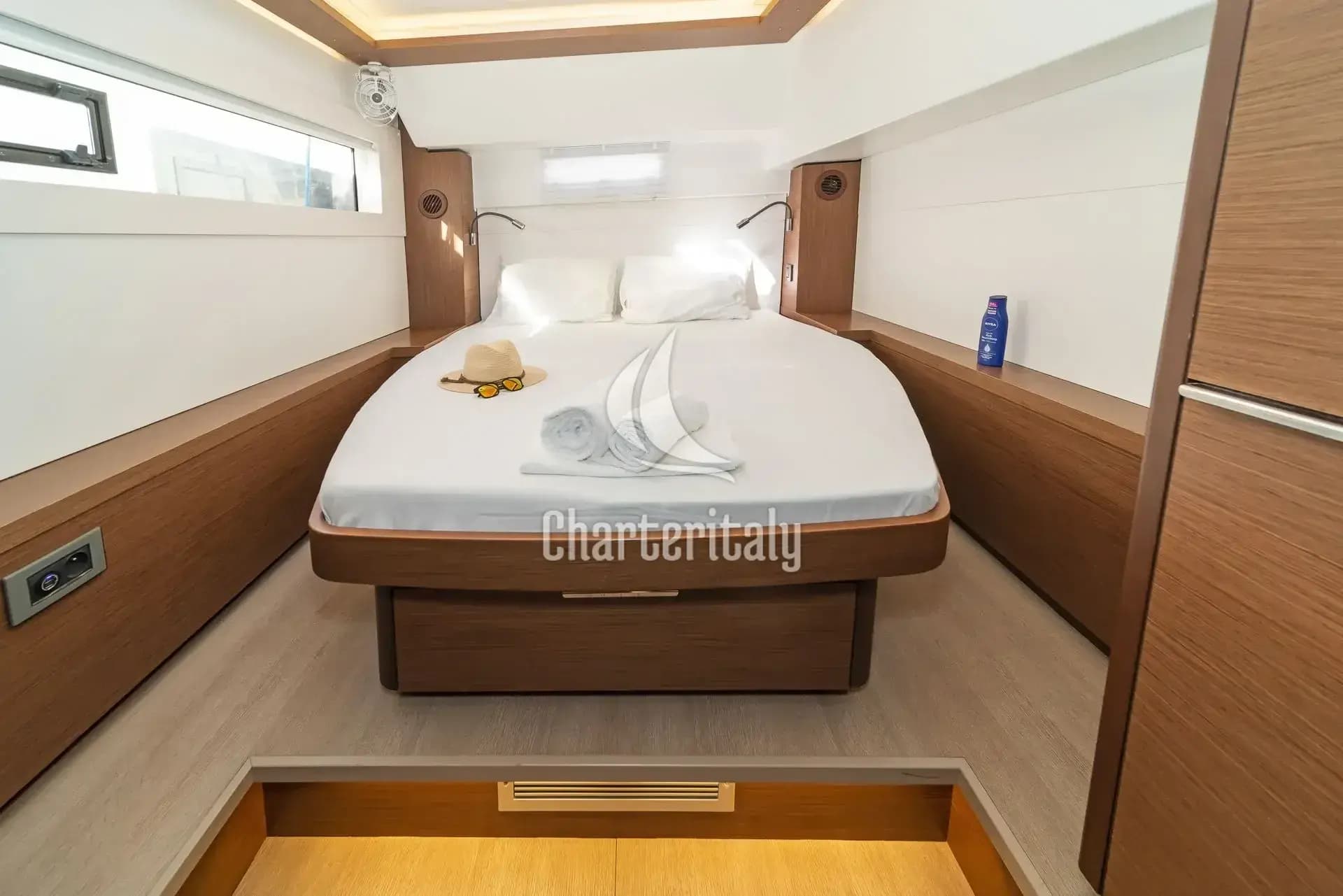 Lagoon 46 - Lizz - 10