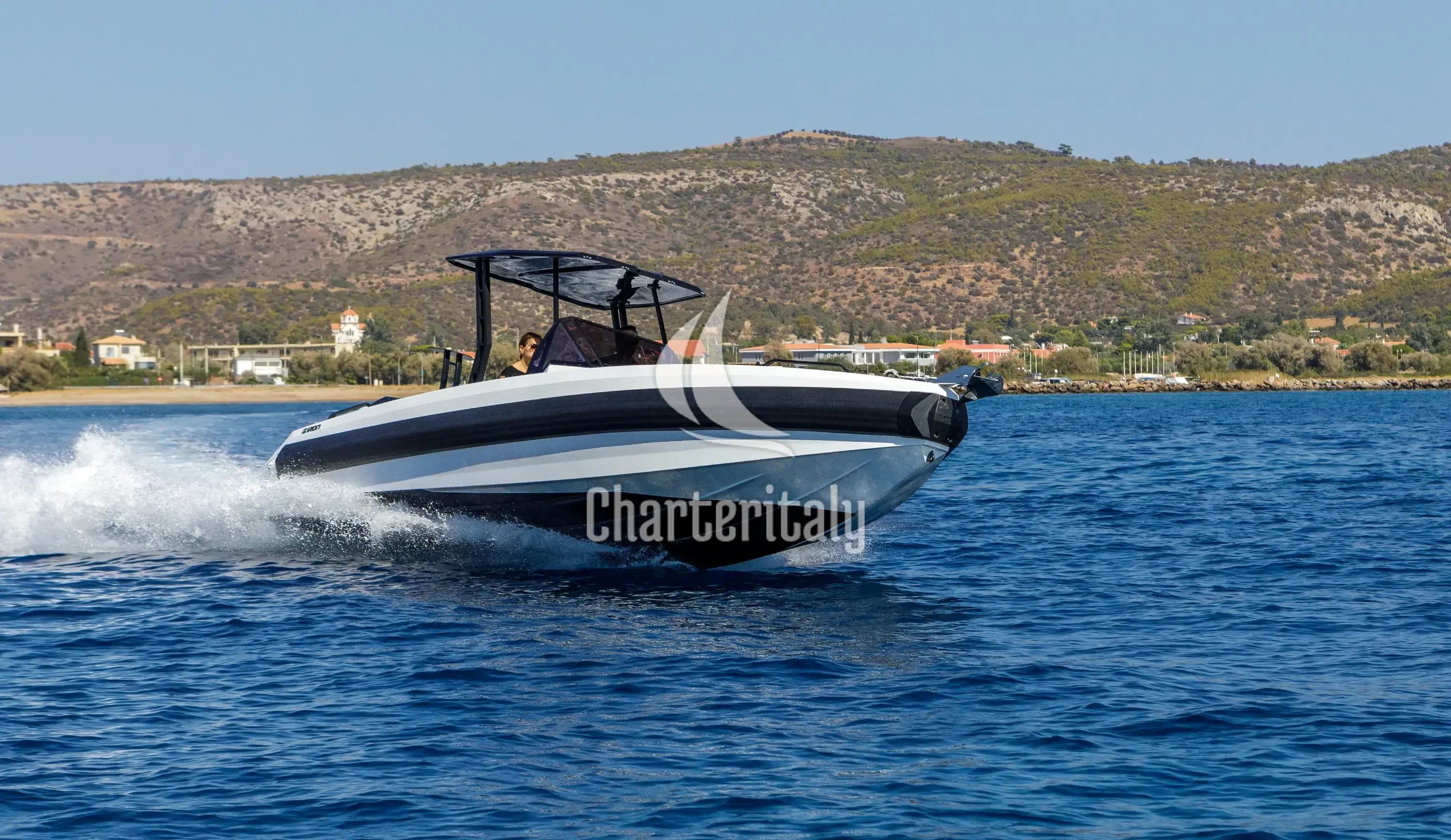 Motorboat - Iron Hawke - 28