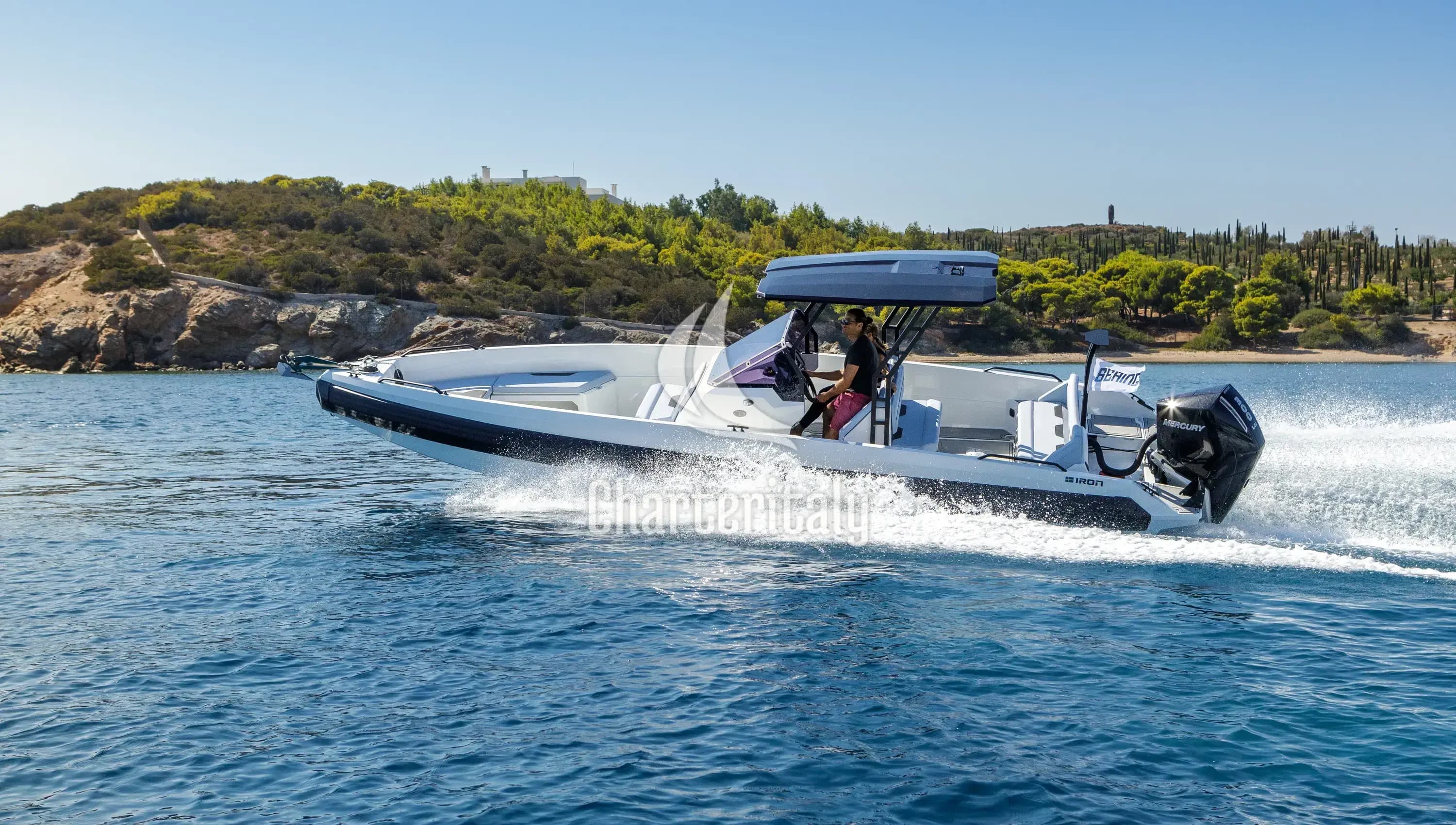 Motorboat - Iron Hawke - 10