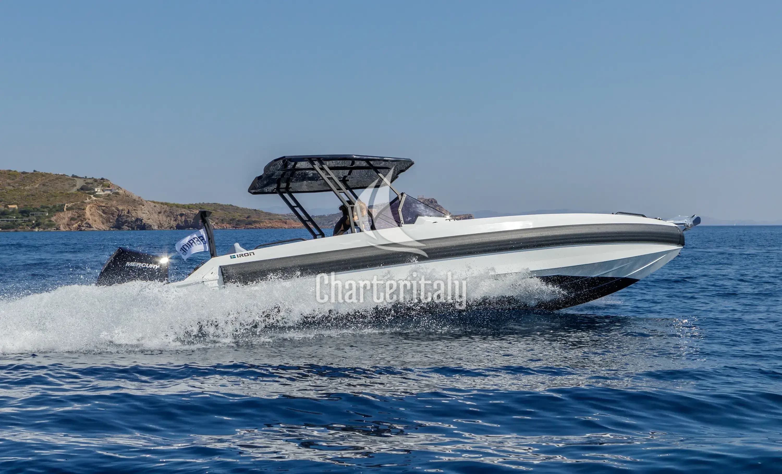 Motorboat - Iron Hawke - 27