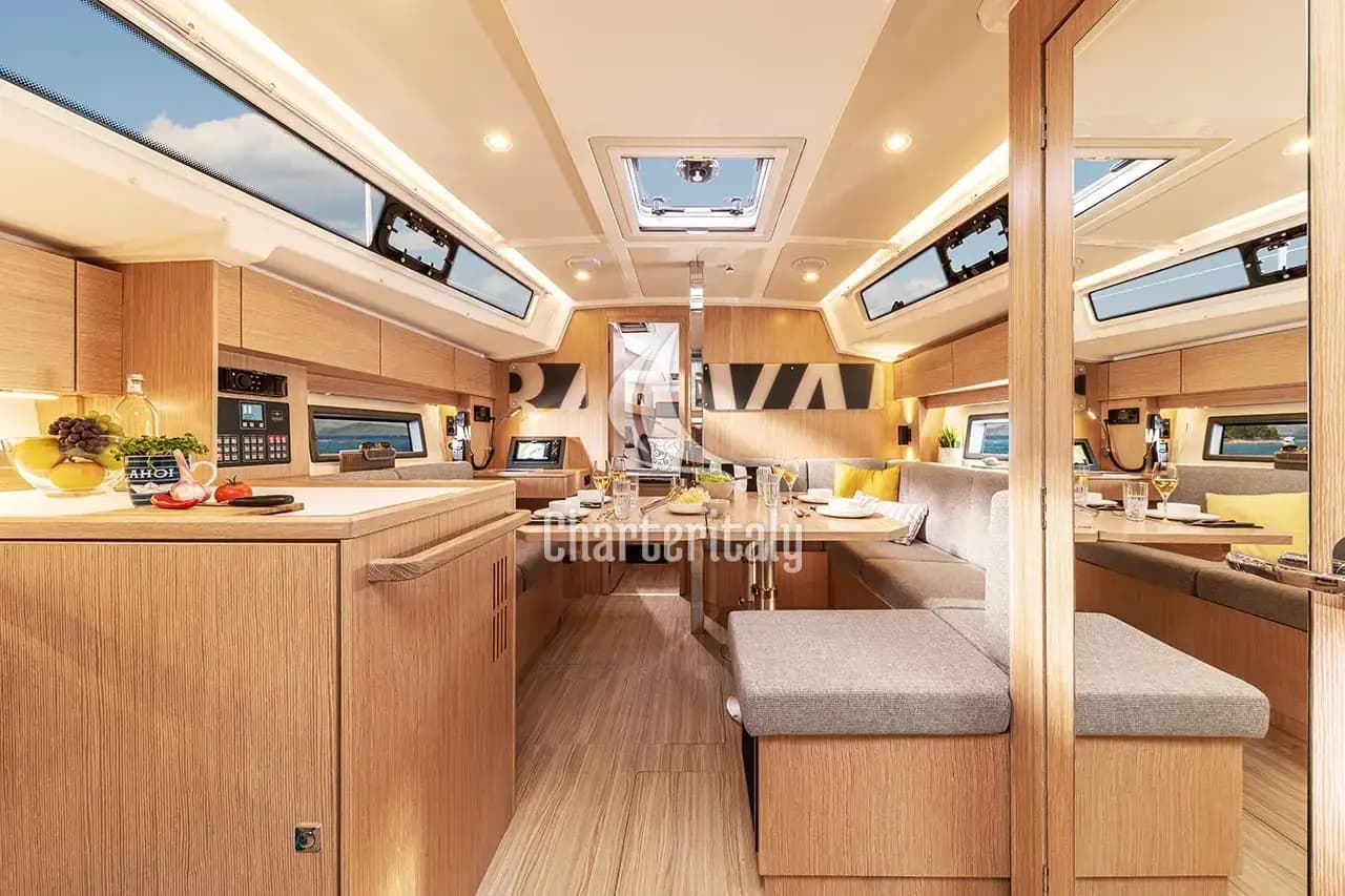 Bavaria C38 - Alioth - 7