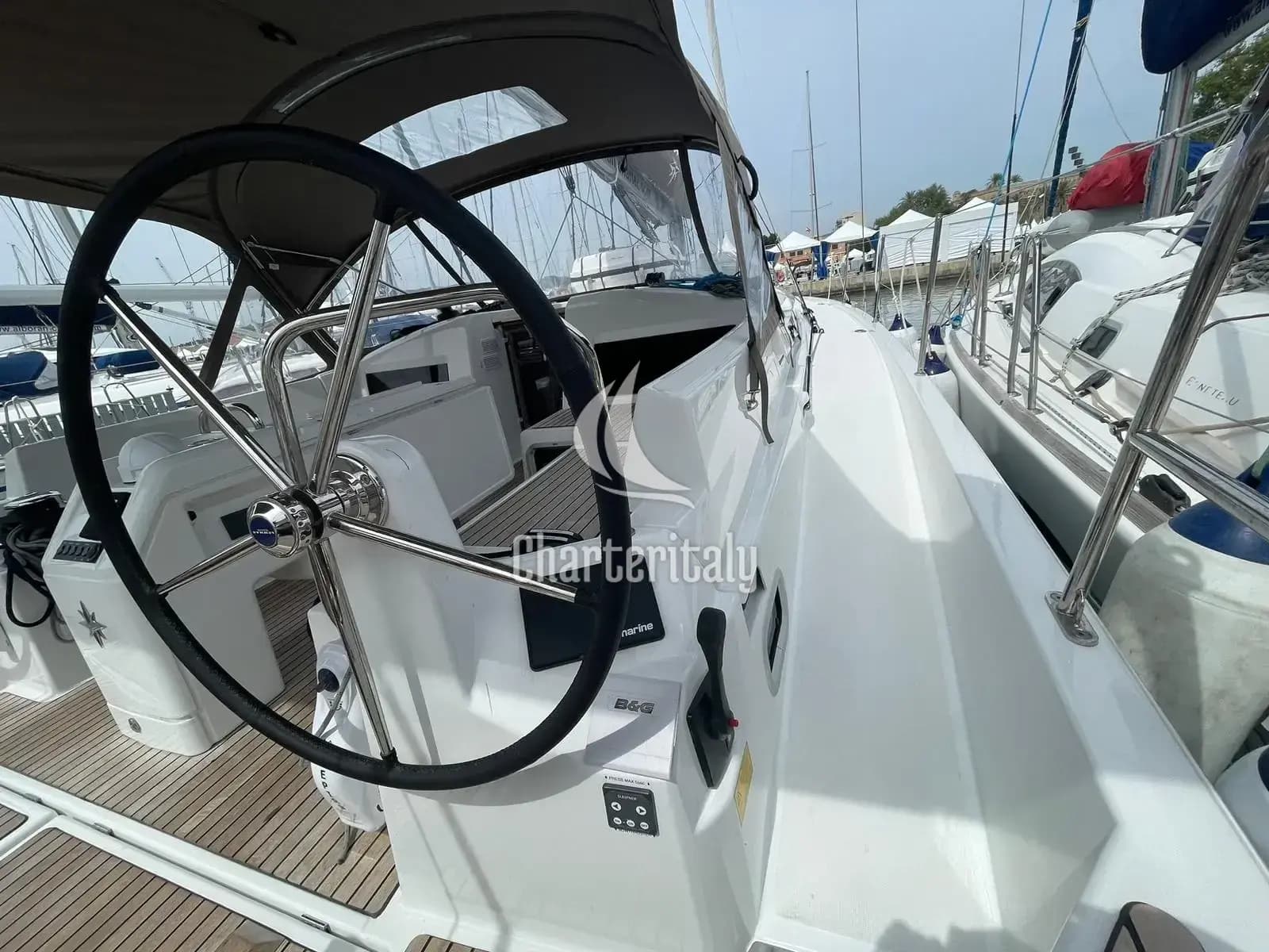 Sun Odyssey 440 - Alboran Amaretto - 25