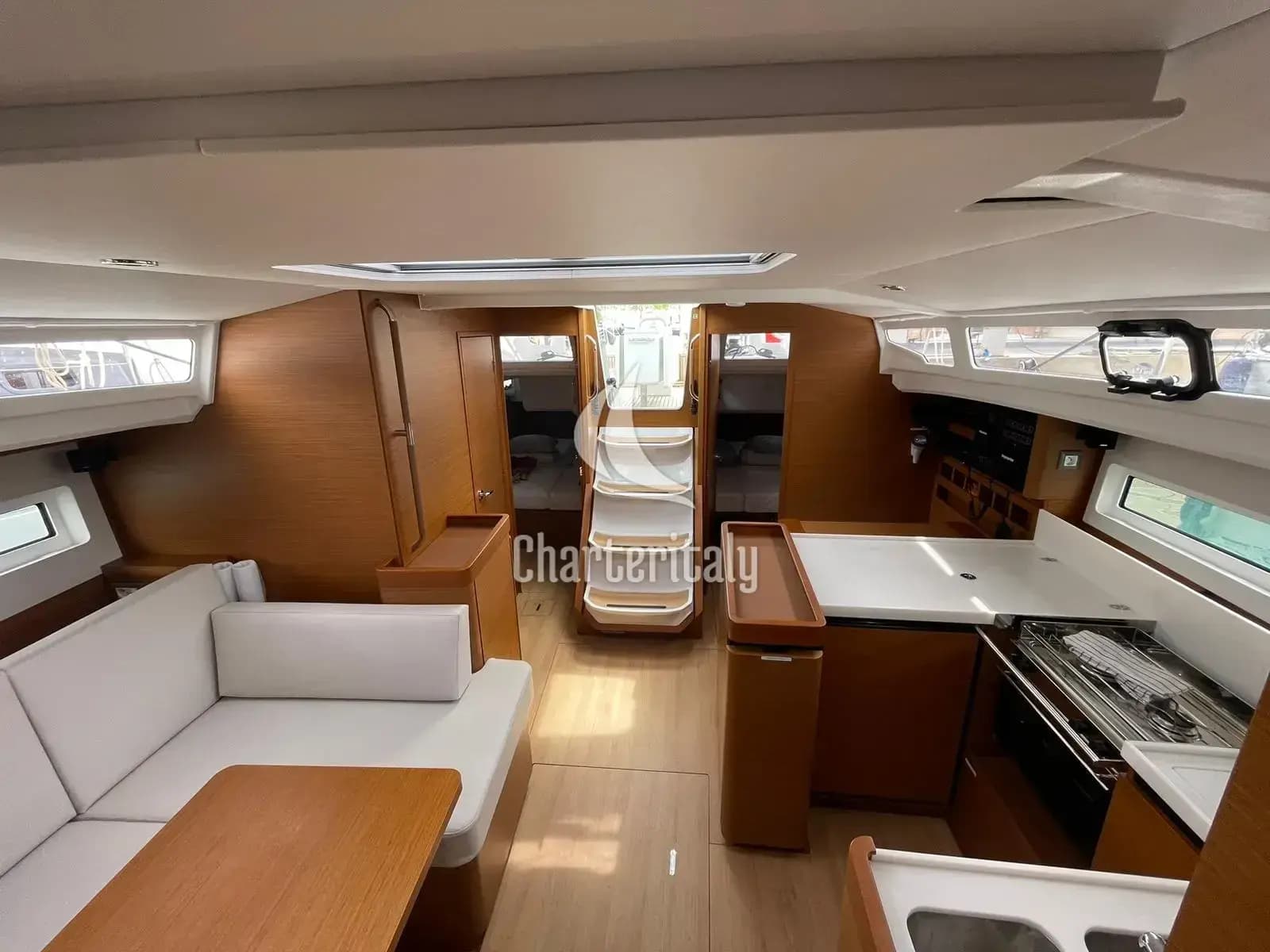 Sun Odyssey 440 - Alboran Amaretto - 11