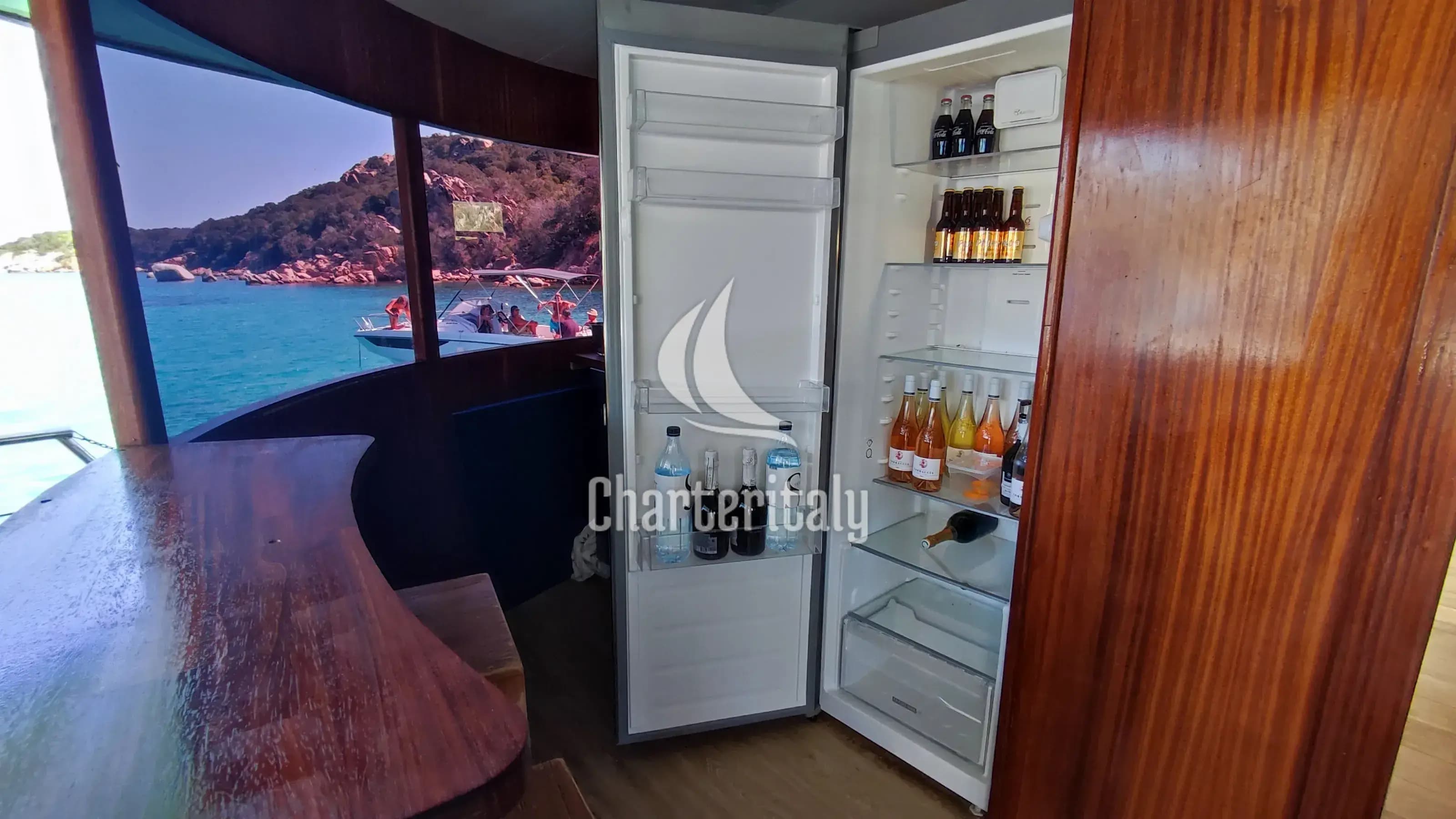 Catamaran - Gold Wind - 44