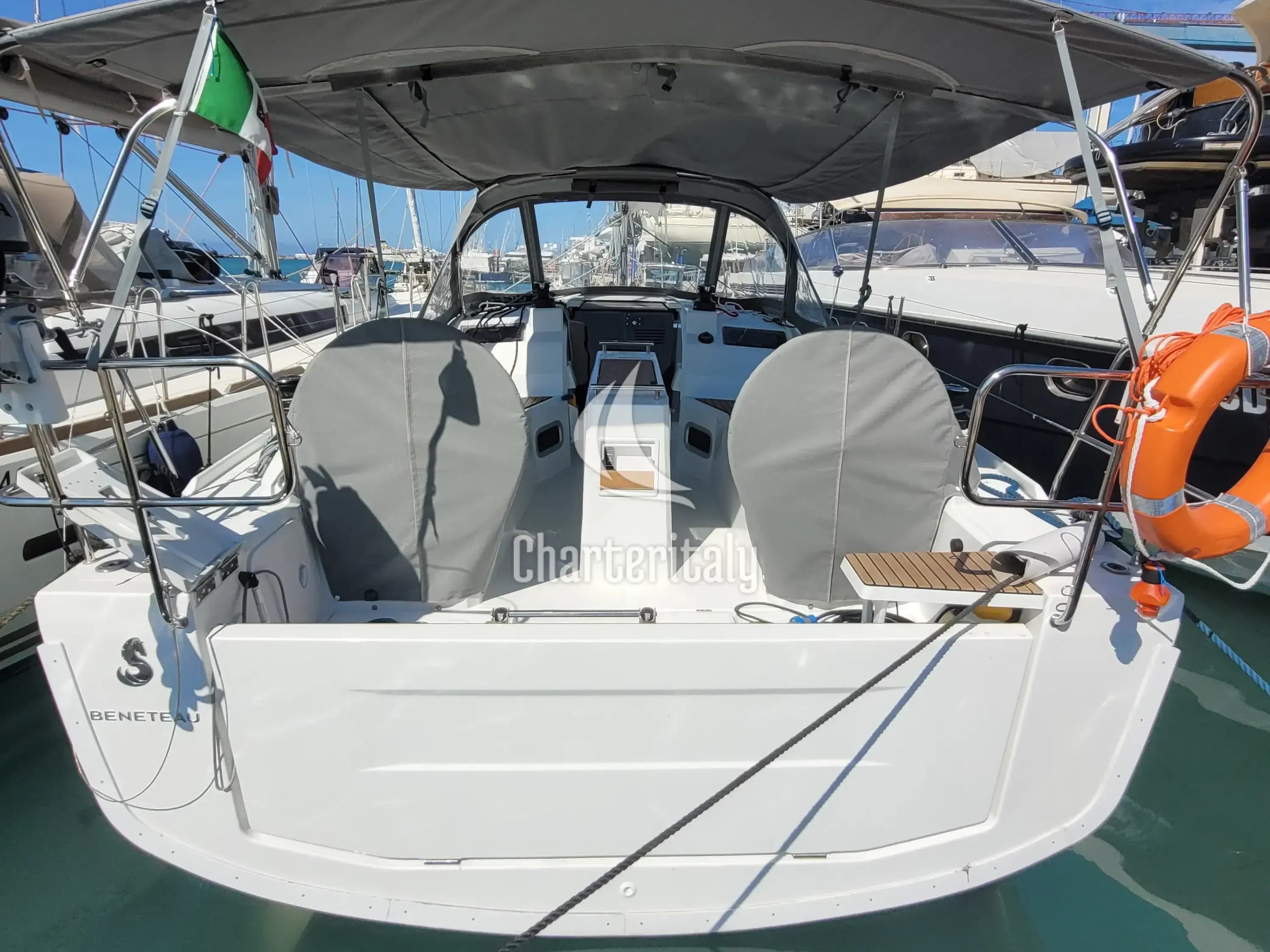 Oceanis 34.1 - Trapani Vela Club - 1