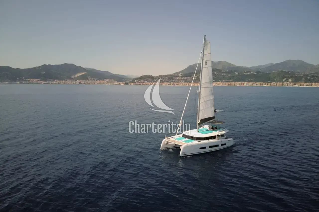 Dufour 48 Catamaran - 5 + 1 cab. - Futura - 1