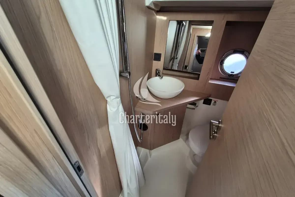 Swift Trawler 41 - Swift Home - 14