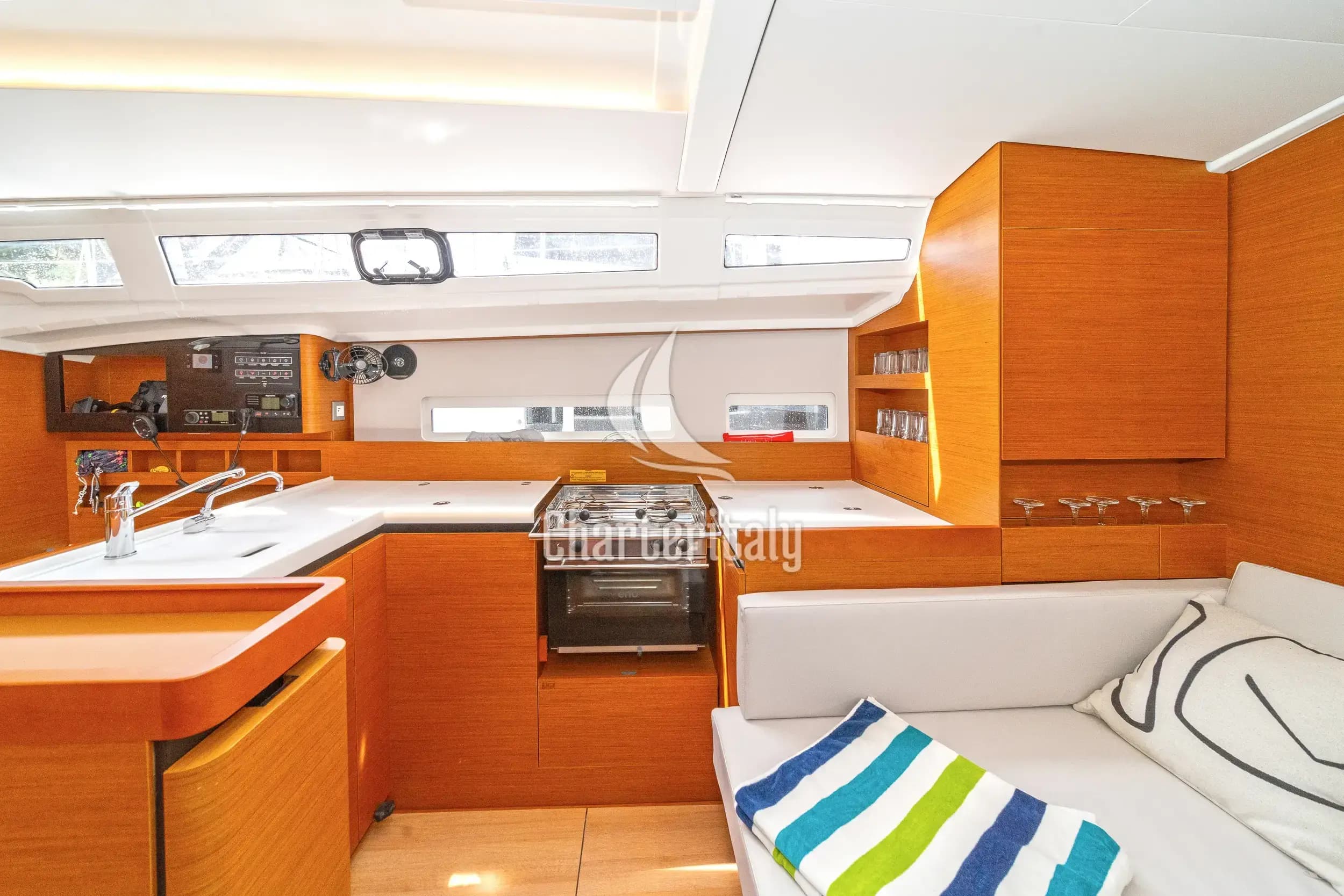 Sun Odyssey 410 - First Date - 8