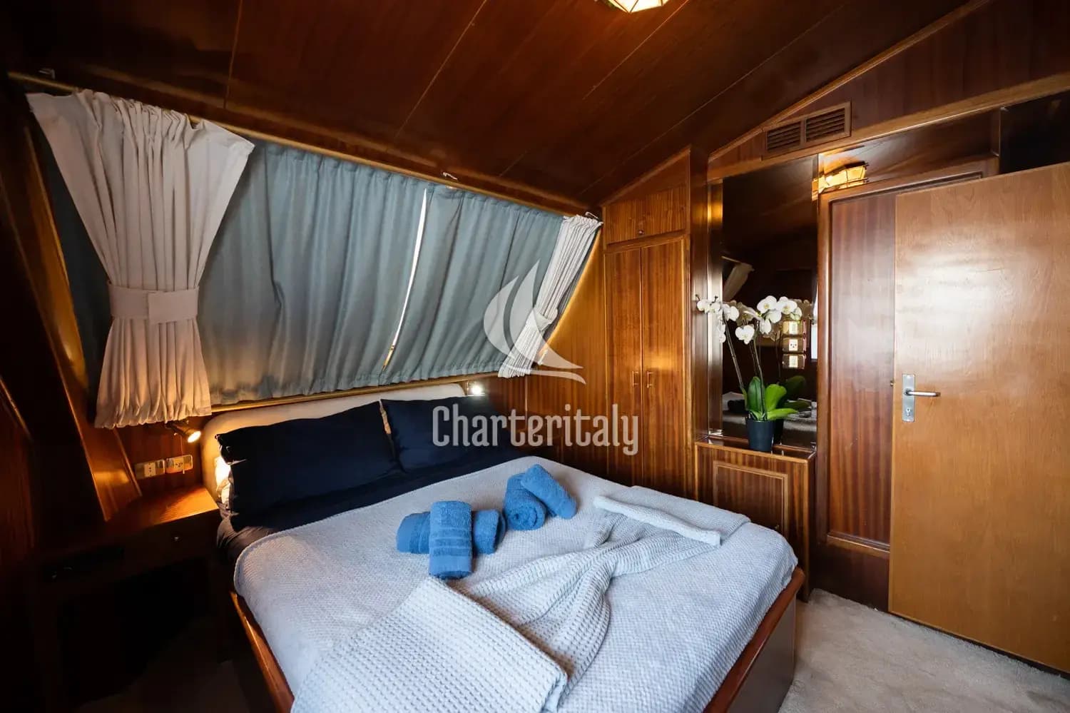 Perama Shipyards 102 - Elena - 27