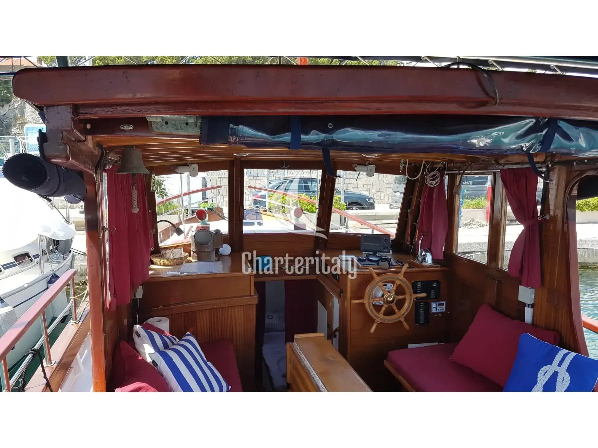 Motor sailer - Palagruža - 5