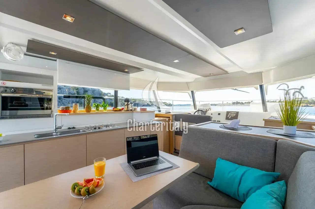 Fountaine Pajot MY 37 - 3 cab. - Mon Ami - 13