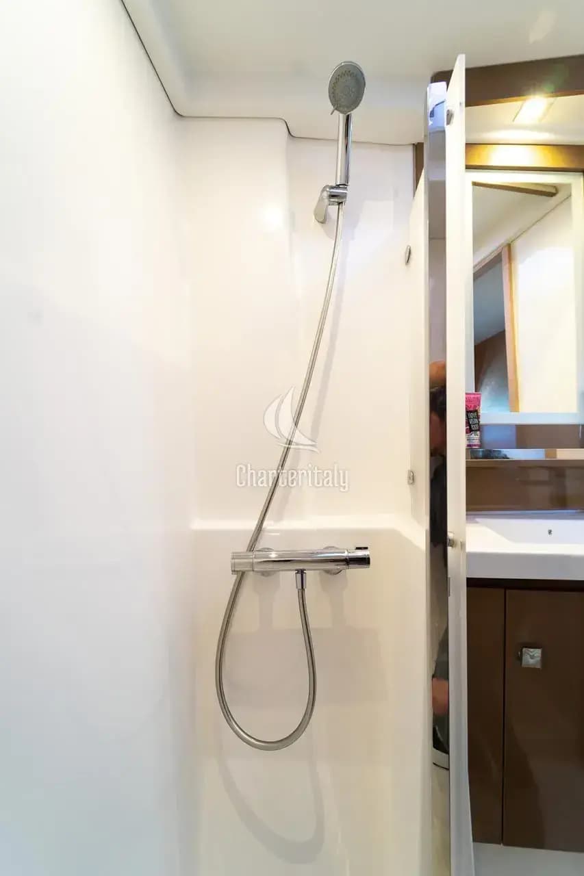 Fountaine Pajot MY 37 - 3 cab. - Mon Ami - 22