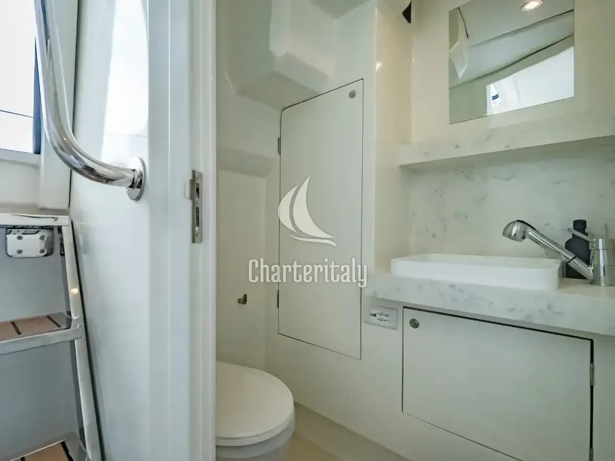 Island Spirit 525E - Electric E-Motion - 41
