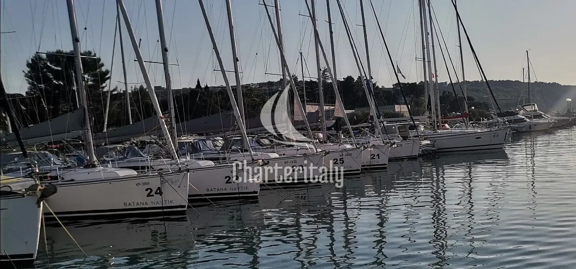 Salona 38 - Cherry - 8