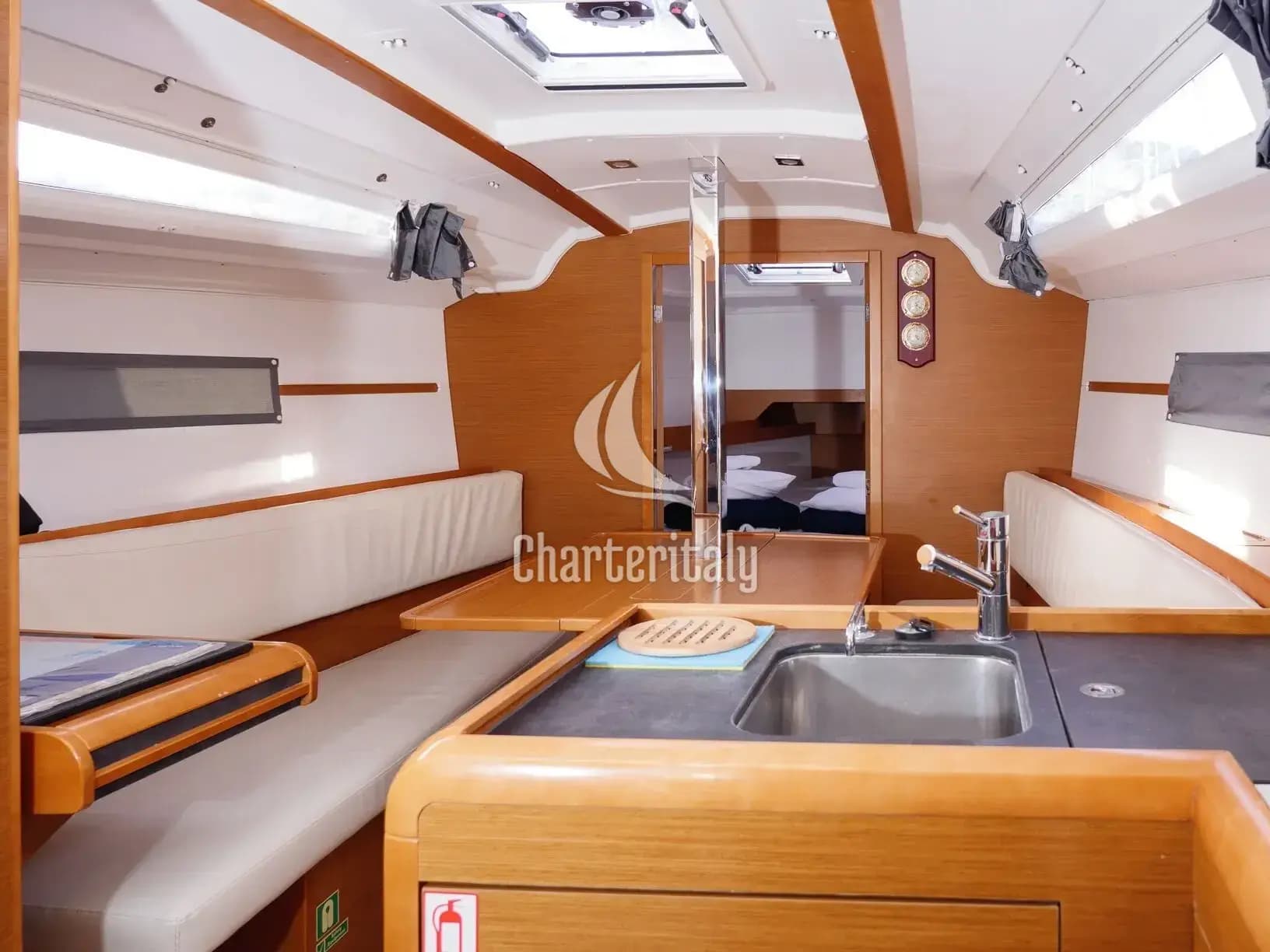 Sun Odyssey 349 - SIBERIA - 11